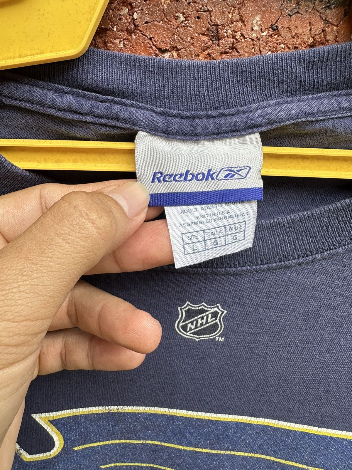 NHL × Reebok × Vintage Vintage Reebok St.Louis Blues Faded Tee Size US L / EU 52-54 / 3 - 3 Thumbnail