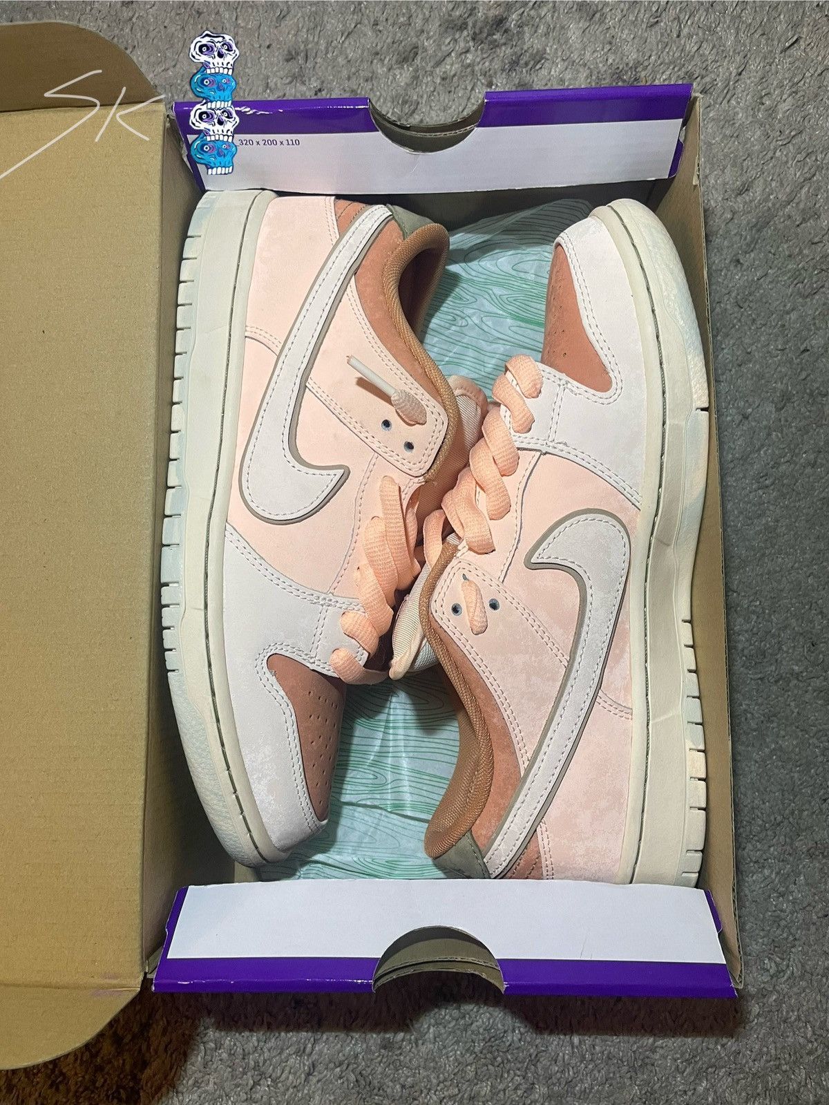 Nike Nike SB Dunk Low Trocaděro Gardens Size US 9 / EU 42 - 1 Thumbnail