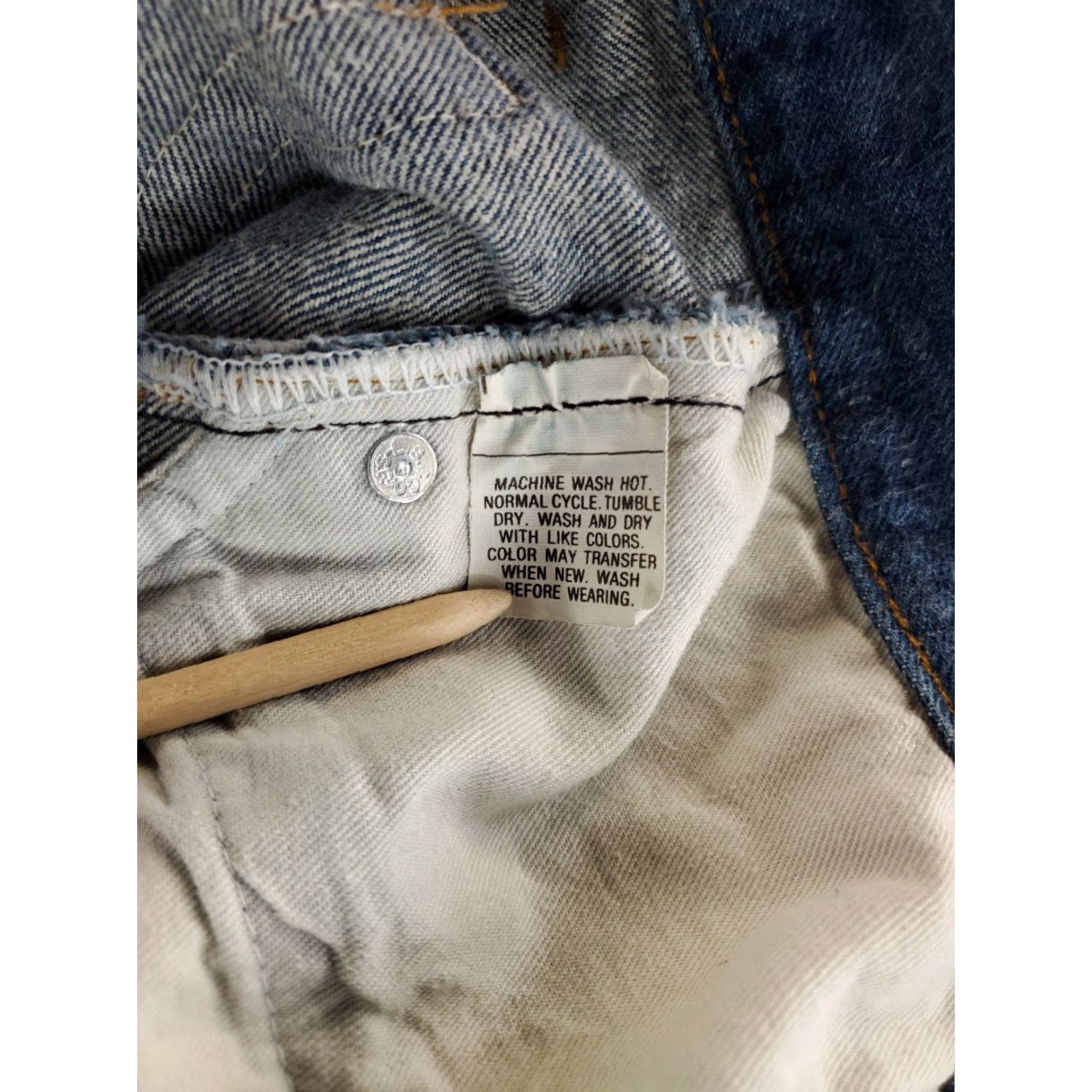 Levi's VINTAGE Levi's 501 Jeans Straight 37 Mens Blue 80s Cutoff Inseam 30 Actual 37x30 Size US 37 - 4 Thumbnail