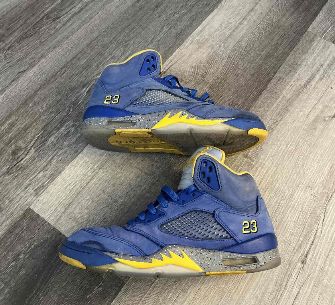 Jordan Brand × Nike jordan 5 laney size 8 Size US 8 / EU 41 - 1 Thumbnail