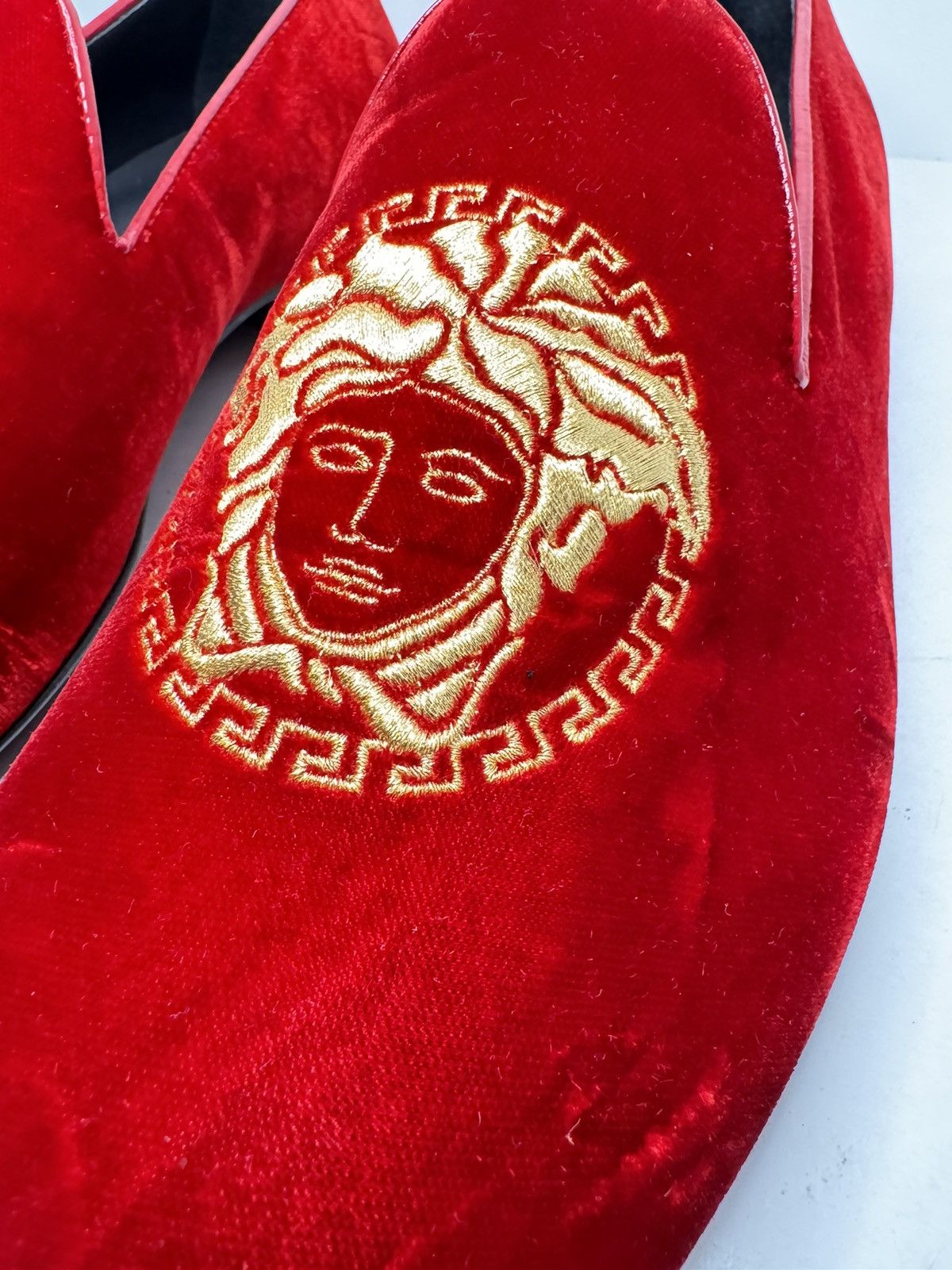 Versace Versace Medusa Red Velvet Loafers Size 44.5 SOLD OUT Size US 11.5 / EU 44-45 - 2 Thumbnail