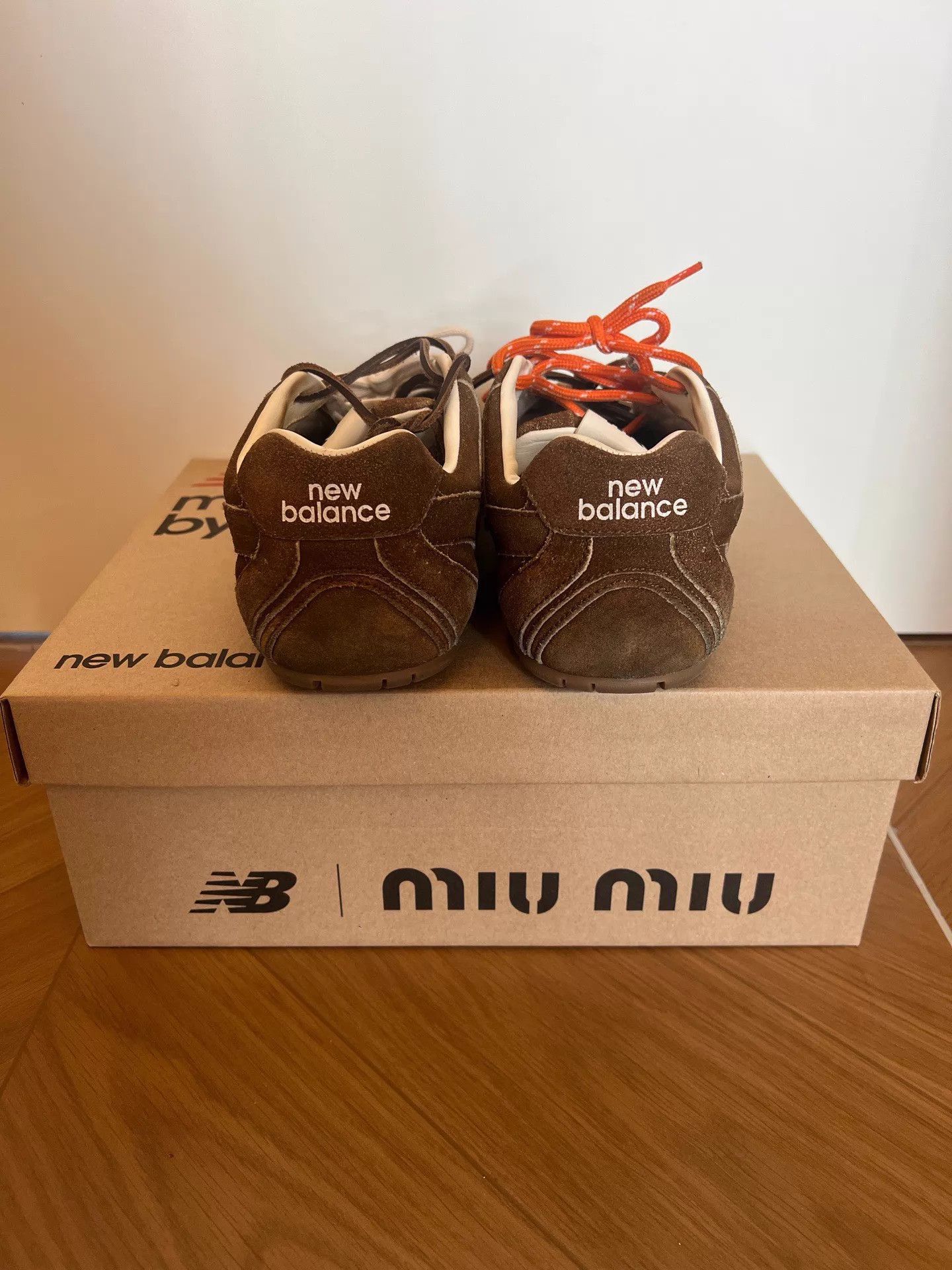 Miu Miu MIU MIU × NB 530 SL suede low-top lace-up round-toe cinnamon Size US 8 / EU 41 - 4 Thumbnail