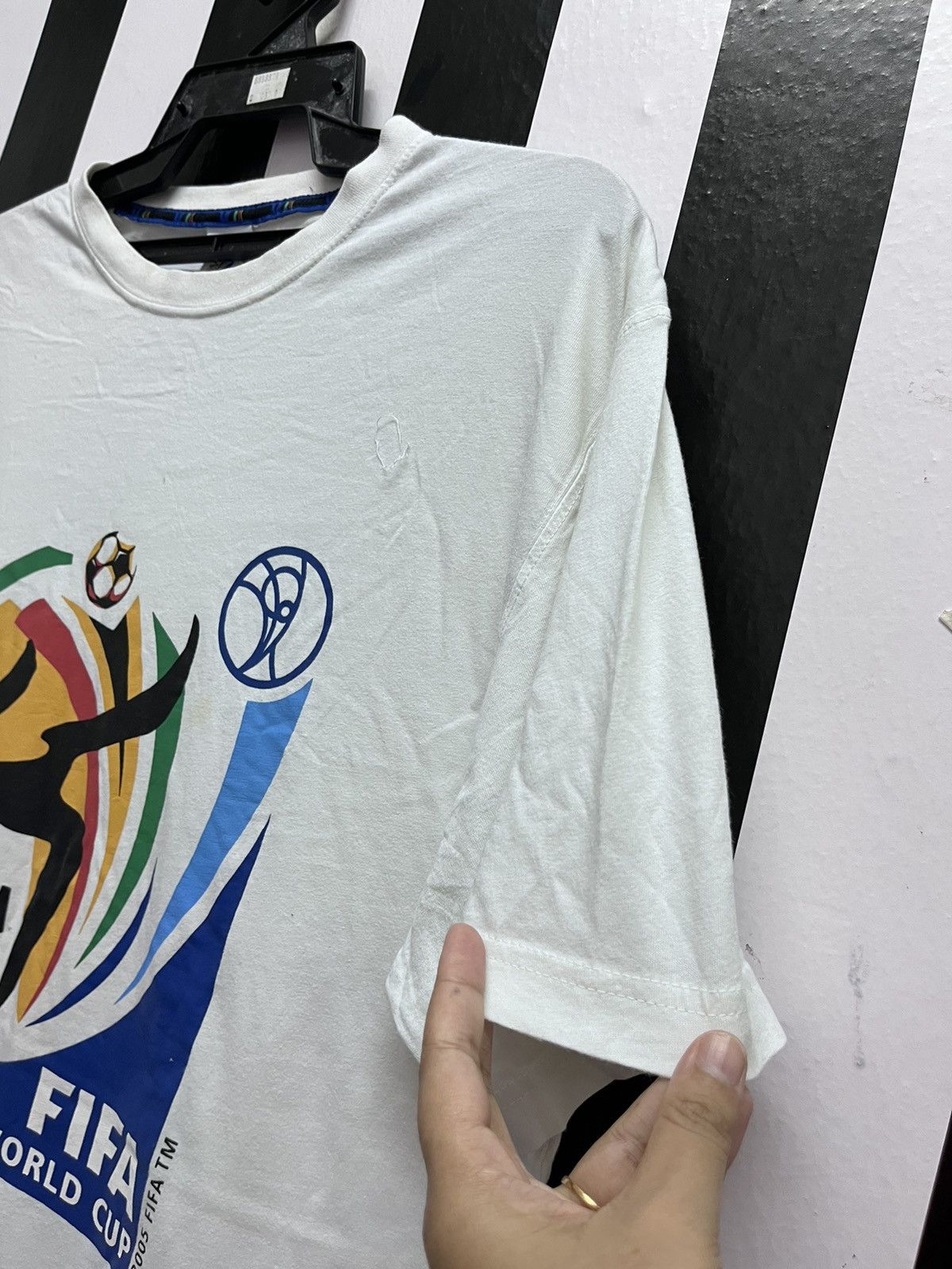 Vintage South africa 2010 Fifa World Cup T-Shirt Size US XL / EU 56 / 4 - 5 Thumbnail