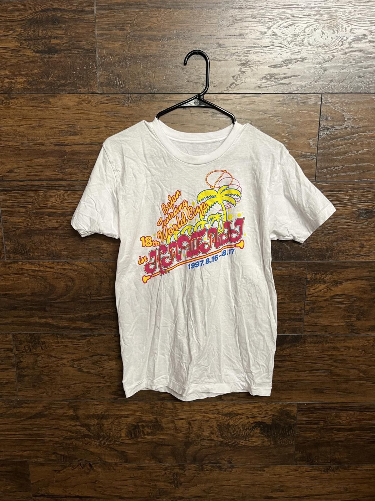 Designer Vtg Baton Twirling World Cup T-shirt Hawaii 18th 1997 Tee Size US M / EU 48-50 / 2 - 1 Thumbnail