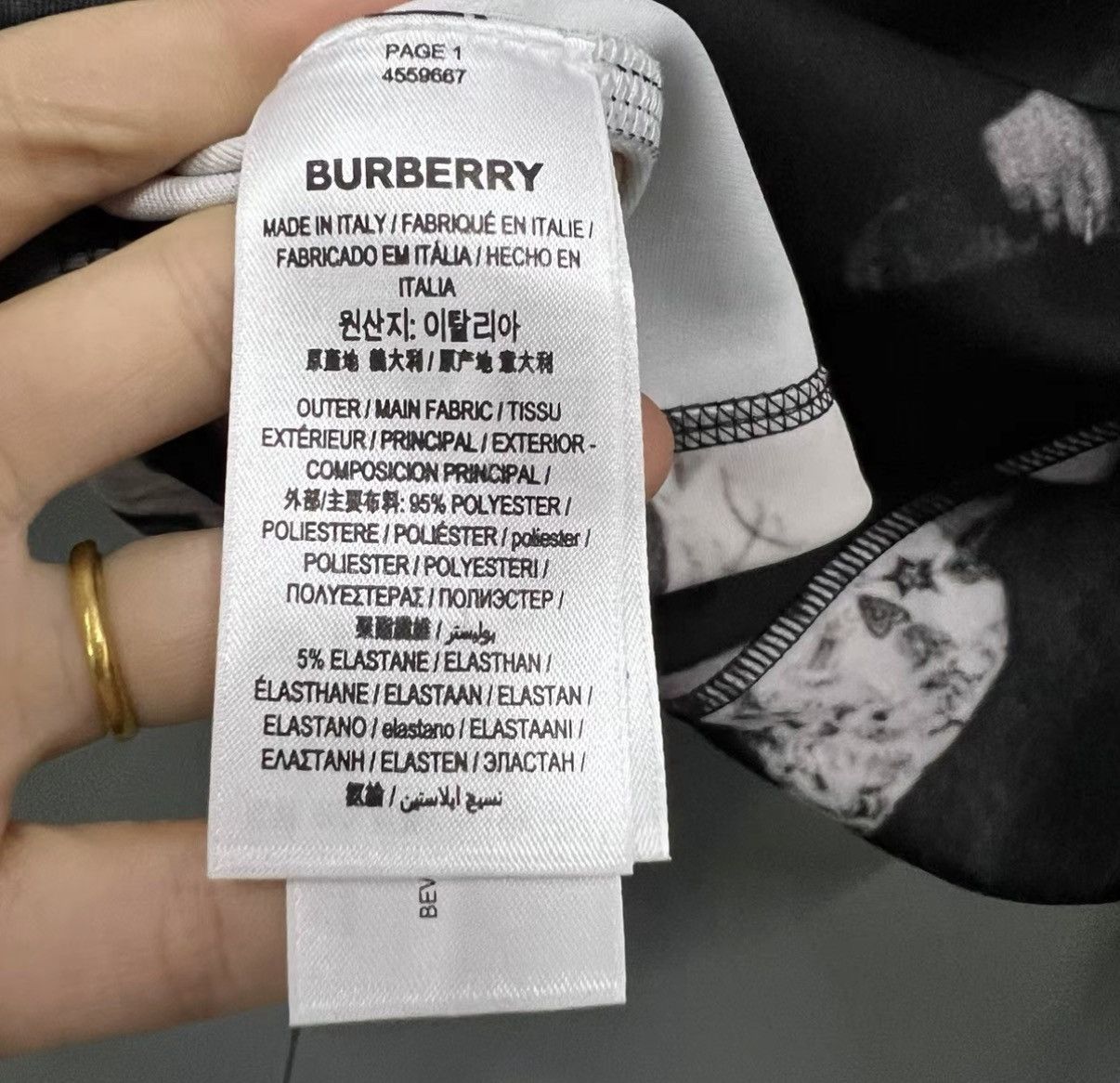 Burberry Burberry All-over Figure Print Half-Zip Sweatshirt J41 Size S / US 4 / IT 40 - 4 Thumbnail