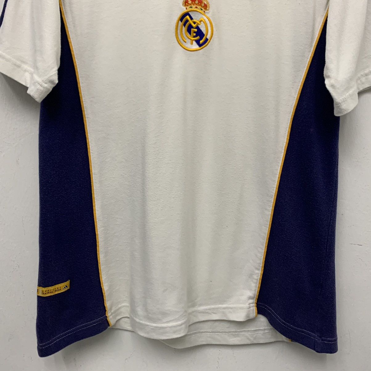 Adidas Vintage 1999 Real Madrid training t-shirt Size US M / EU 48-50 / 2 - 4 Thumbnail
