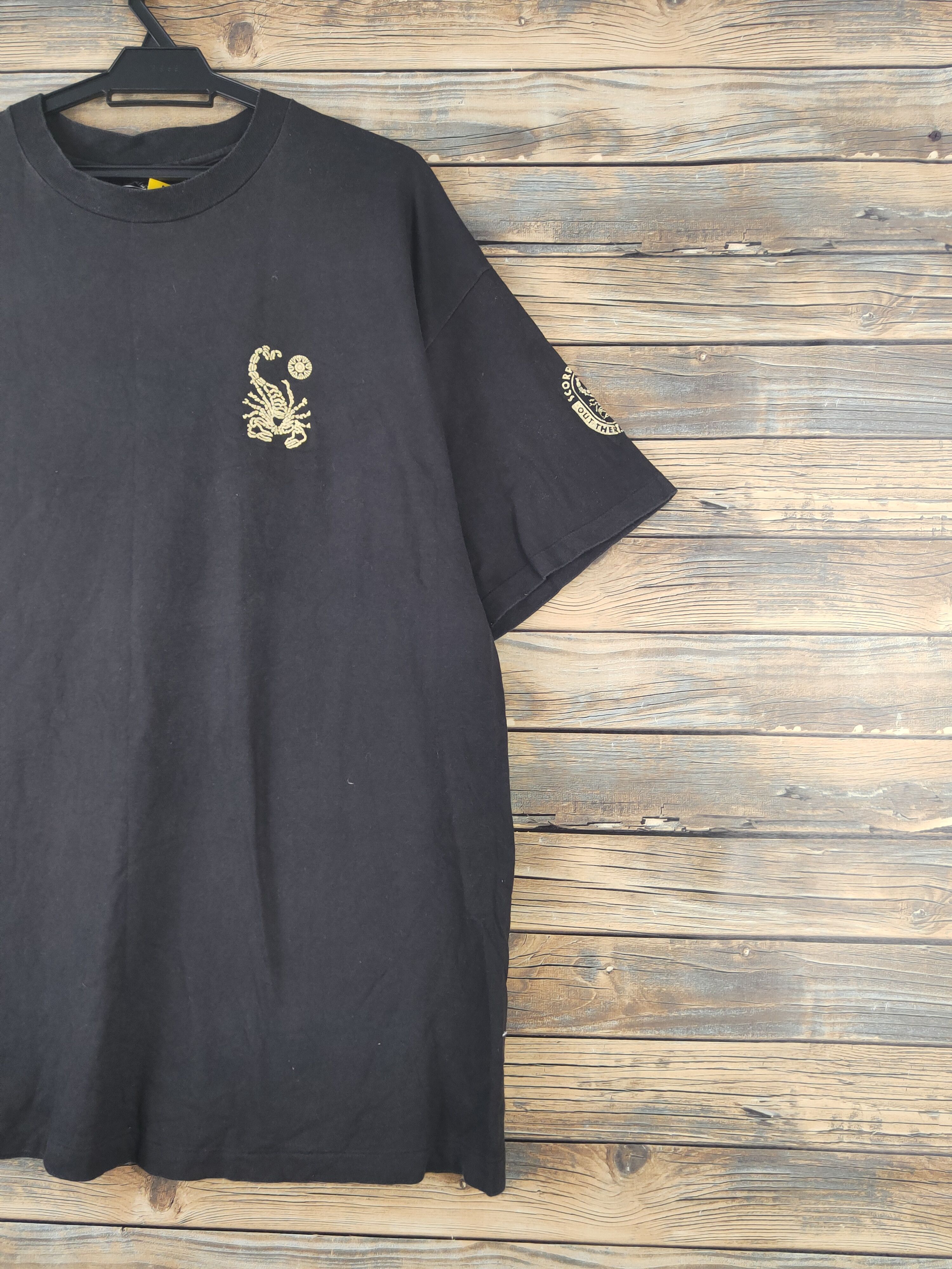 Vintage DL Scorpion Bay Black Short Sleeve T-shirt #1805 Size US XL / EU 56 / 4 - 5 Thumbnail