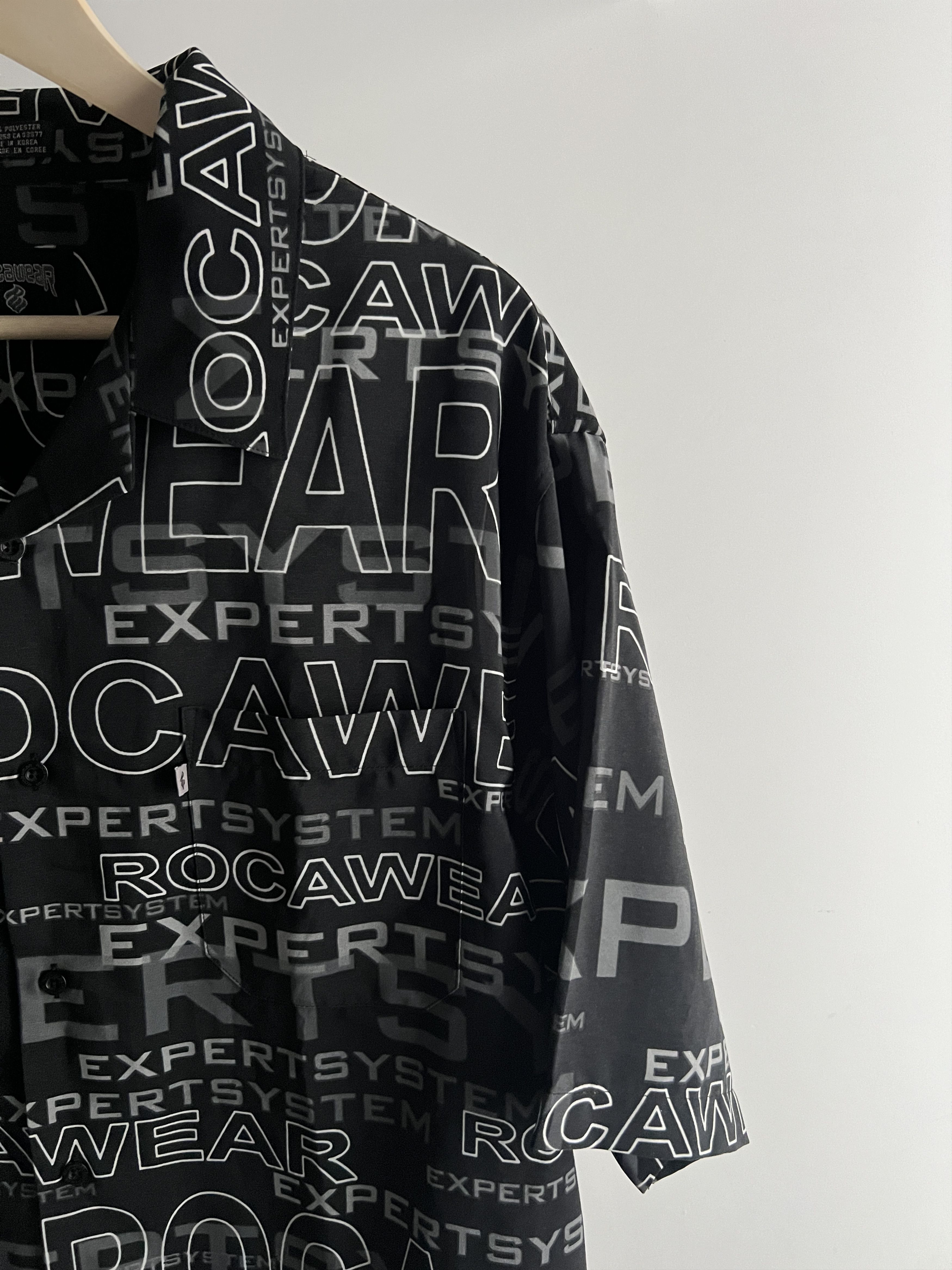 Japanese Brand × Rocawear Vintage All Over Print Rocawear Button Up Y2K Avant Garde Size US XL / EU 56 / 4 - 2 Thumbnail