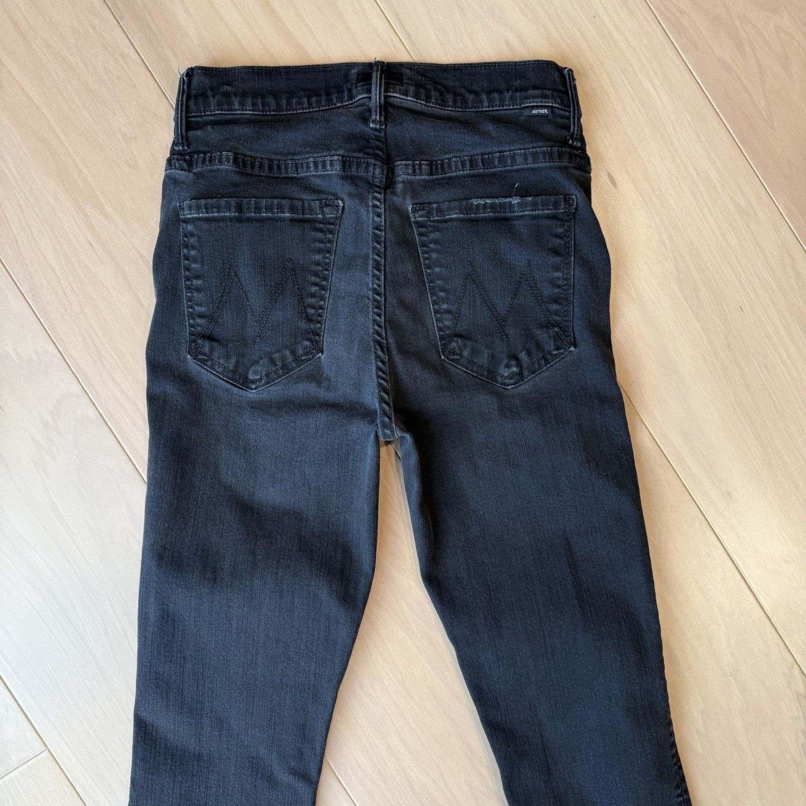 MOTHER Mother Insider Crop Step Fray Jeans Women's 24 Black Boho Size 24" / US 00 / IT 34 - 9 Thumbnail