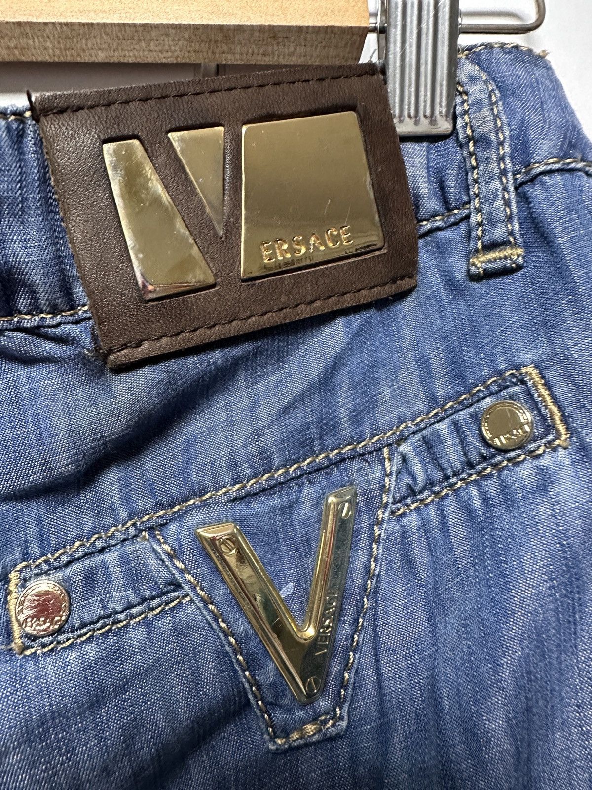 Versace Versace jeans women luxury RARE vintage metal logo Size 26" / US 2 / IT 38 - 10 Thumbnail