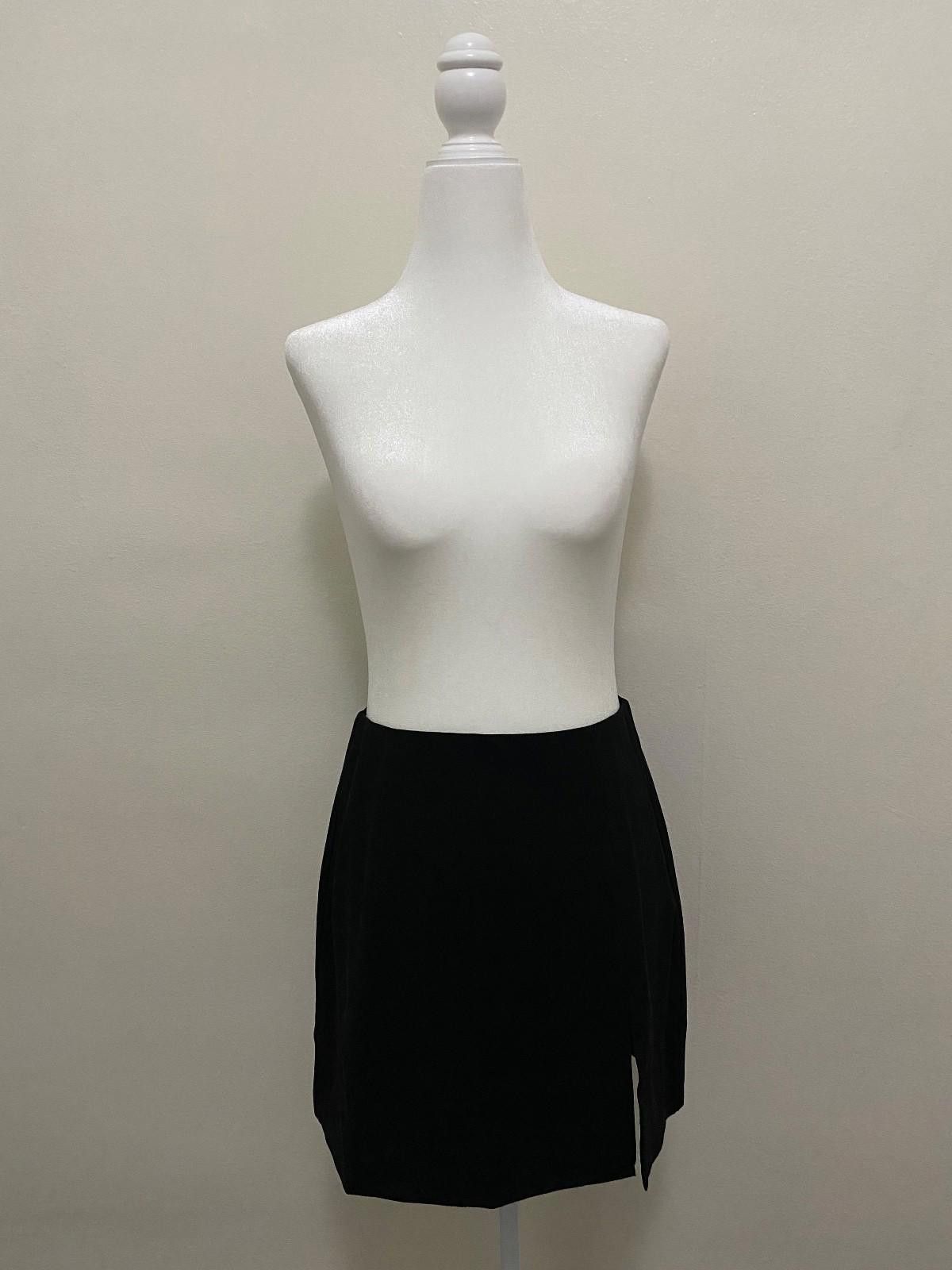 Lulus LULUS High-Rise Skirt in Black (SMALL) Size 28" / US 6 / IT 42 - 5 Thumbnail