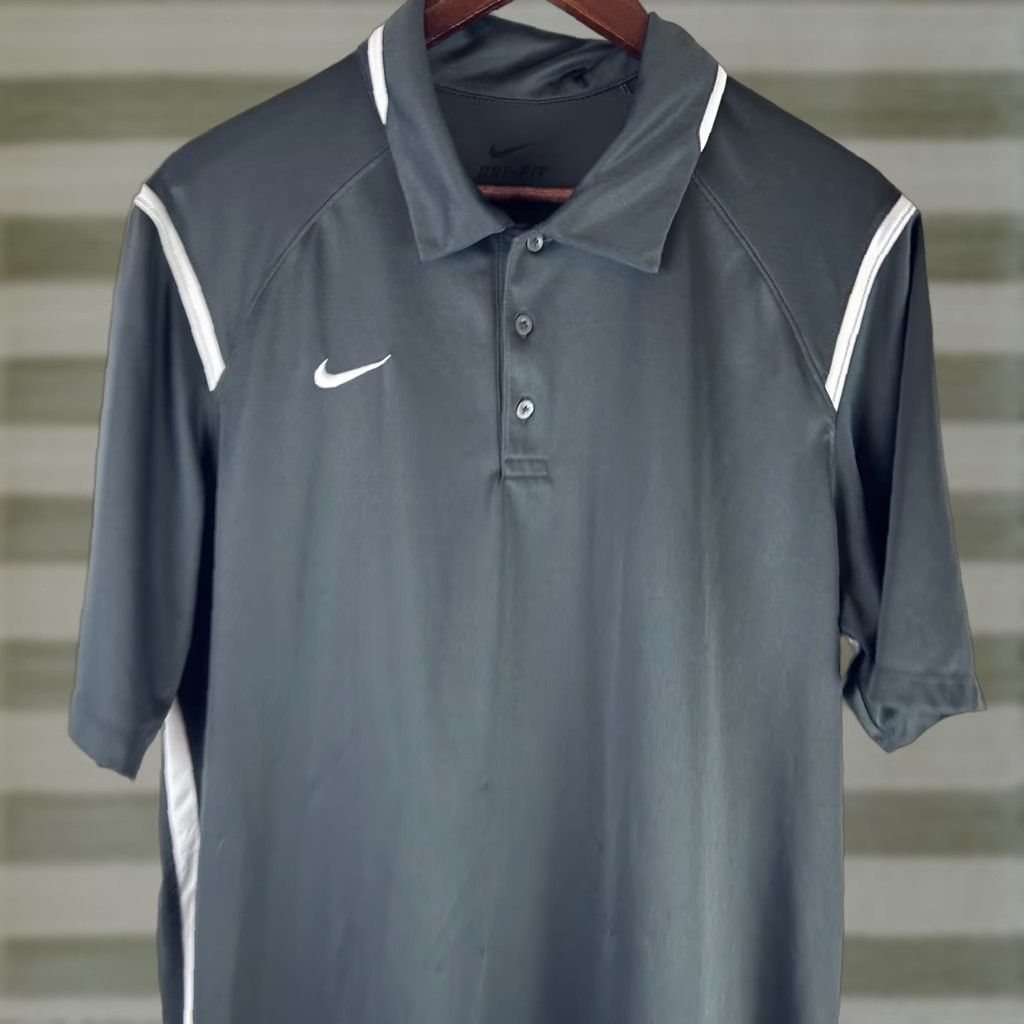 Nike Nike Golf Polo Shirt Mens L Gray White Swoosh 658085-061 Dri-Fit Team Gameday Training Polo Shirt Size US L / EU 52-54 / 3 - 1 Thumbnail