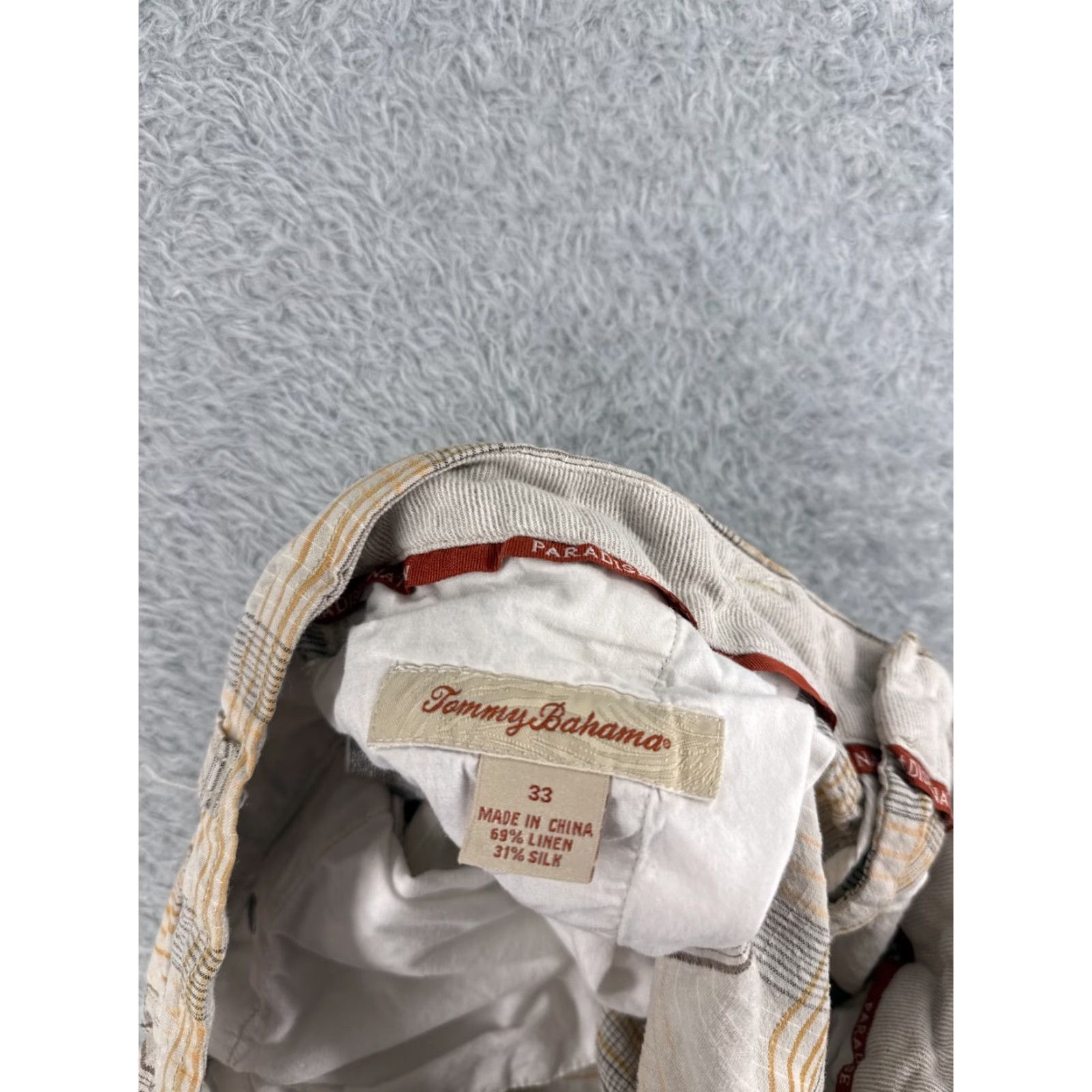 Tommy Bahama Tommy Bahama Shorts Men 33 Beige Plaid Linen Silk Blend Chino Flat Front Golf Size US 33 - 7 Thumbnail