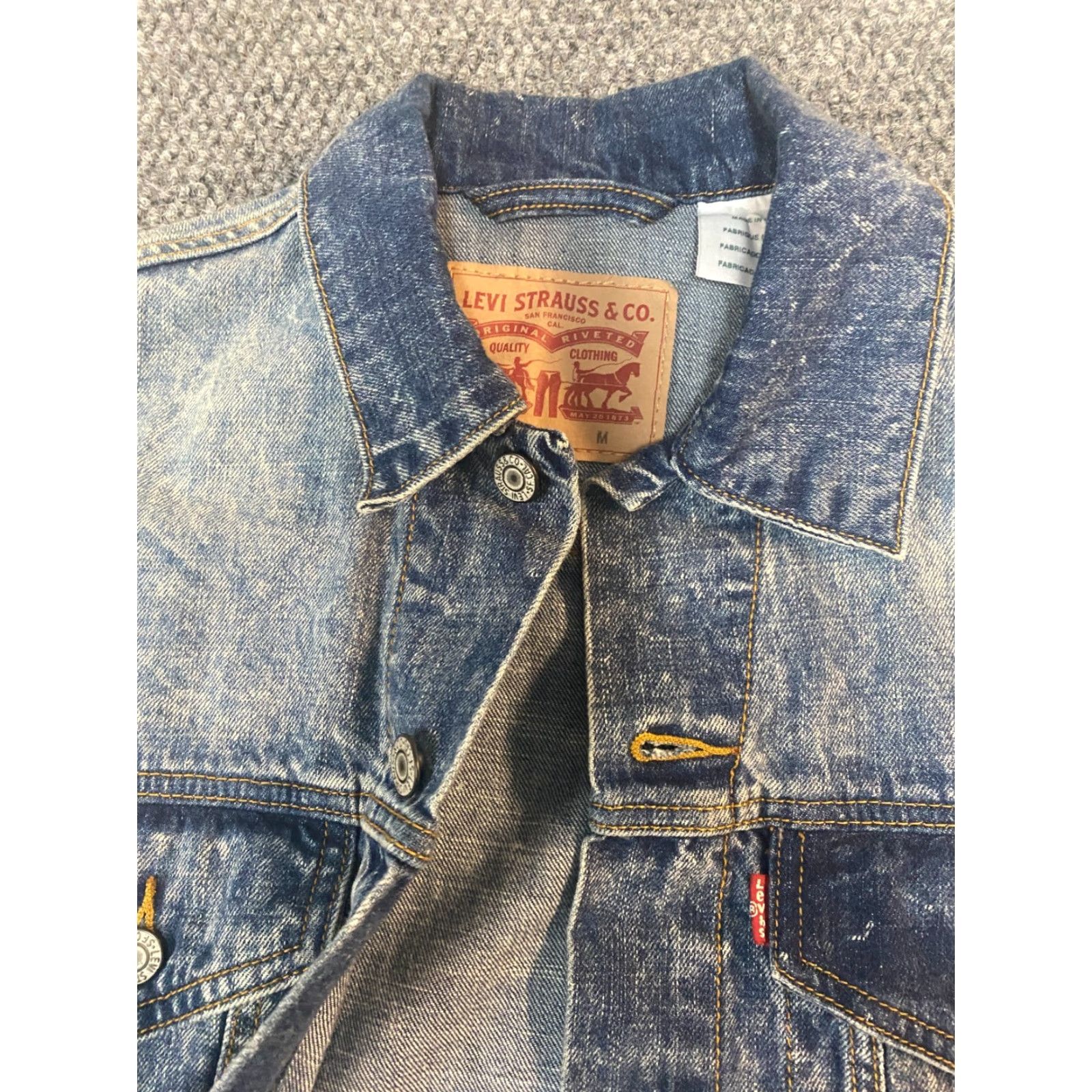 Levi's Levi's Vest Denim Blue Medium M Cotton Polyester Zipper Pockets Casual Motorcycle Jacket Men Size US 31 - 4 Thumbnail
