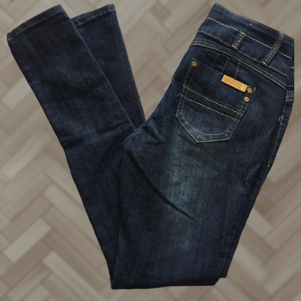 Denime Queen Jeans Women’s Jeans Skinny Women’s Junior Size 11 Dark Wash Blue Stretch Denim Pockets Zip Low Rise Size 32" / US 10 / IT 46 - 1 Thumbnail