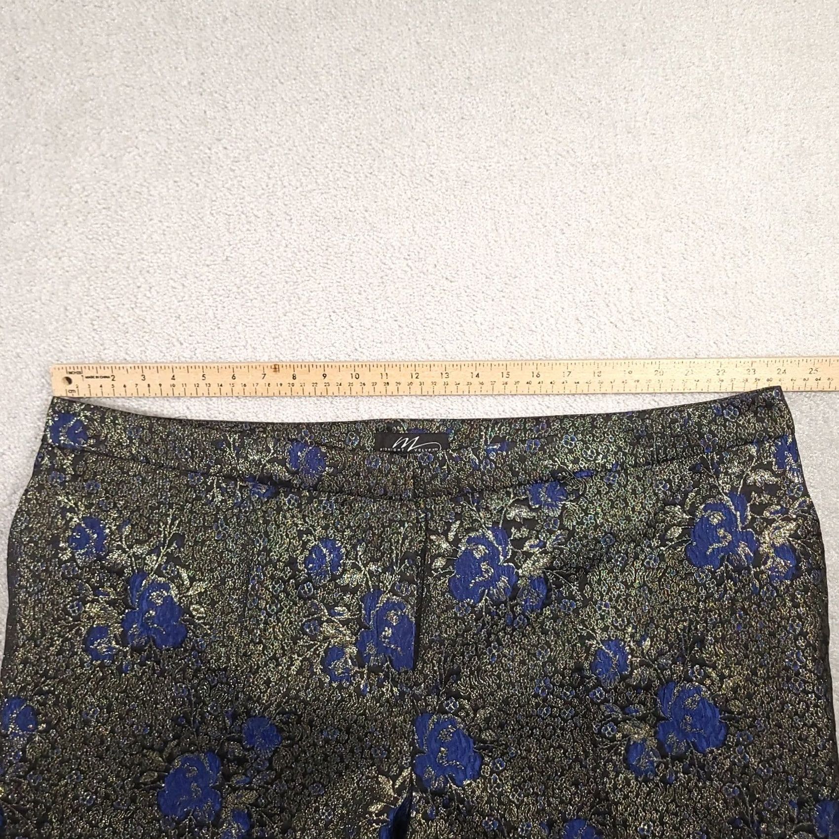 Velvet Midnight Velvet Dress Pants Capri Women's 24W Plus Size Floral Glitter Shimmer Capri Pants Multicolor Glitter Women 24W Mens? Size 42" / US 20 - 7 Thumbnail