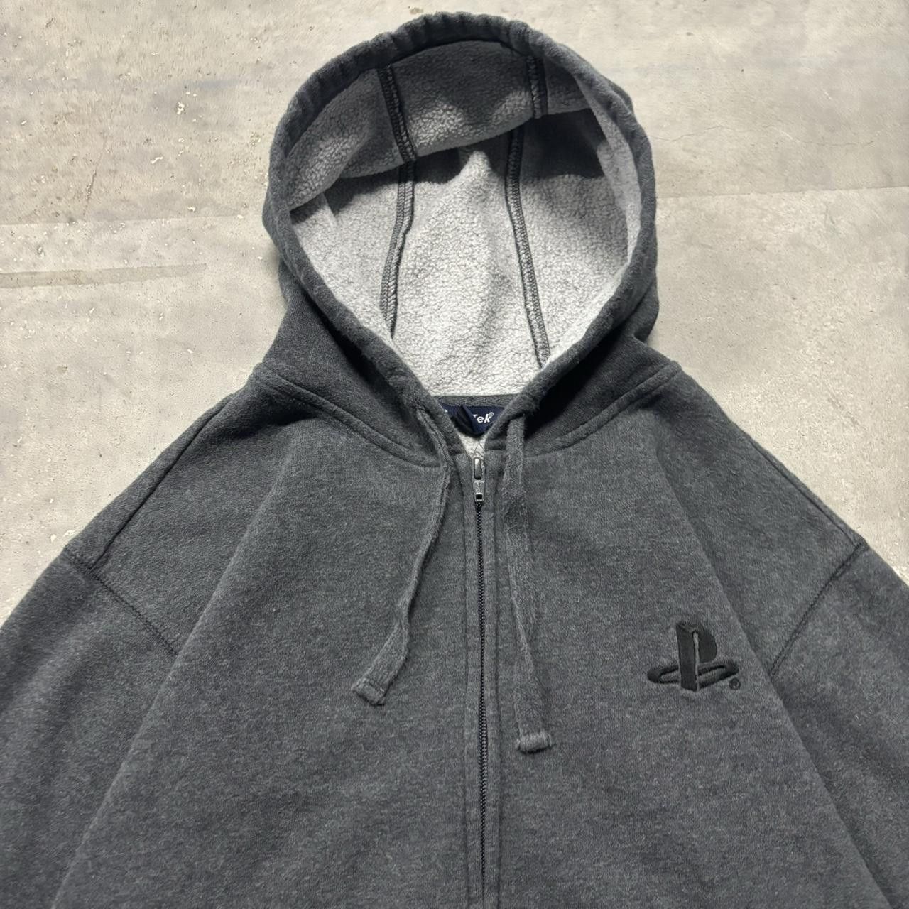 Japanese Brand × Vintage Crazy Vintage Y2K/2000s Grey Playstation Logo Essential Zip Up Hoodie! Size US L / EU 52-54 / 3 - 2 Thumbnail