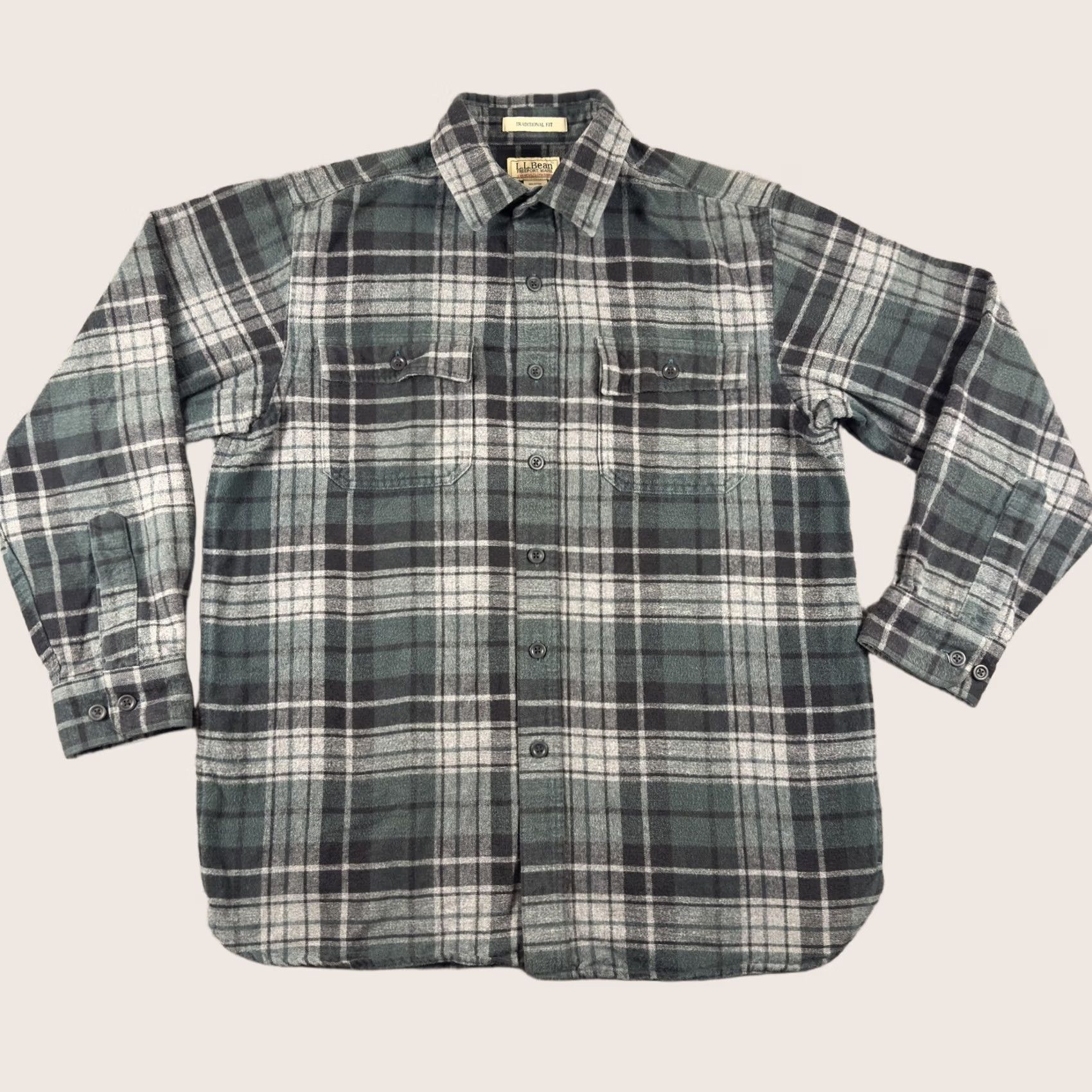 Vintage L.L.Bean Shirt Mens Medium Green Plaid Long Sleeve Flannel Button Up Size US M / EU 48-50 / 2 - 1 Thumbnail