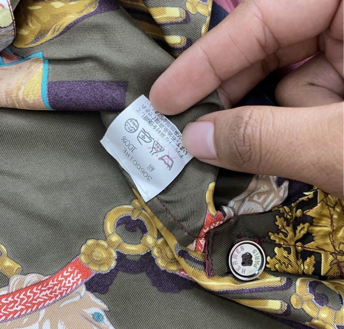 Hermes HOLY GRAILS!! Archives 90s Hermes ALL OVER PRINT SHIRT Size US L / EU 52-54 / 3 - 13 Thumbnail
