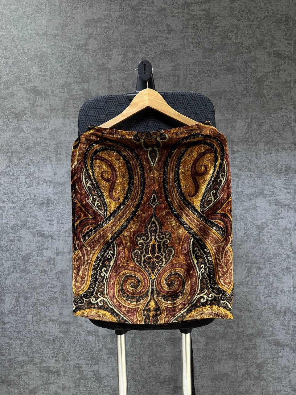 Etro × Vintage Vintage Etro Velvet Velor Knee Length Yellow Skirt Size 28" / US 6 / IT 42 - 6 Thumbnail