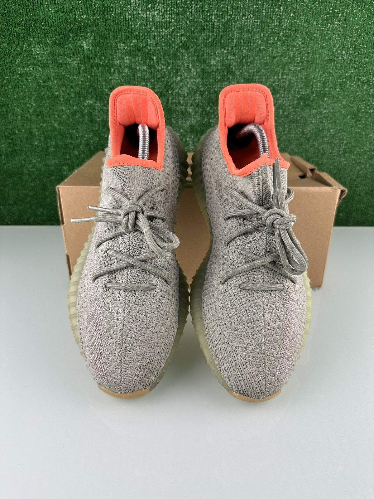 Yeezy adidas Yeezy Boost 350 V2 Desert Sage Size 10 Size US 10 / EU 43 - 4 Thumbnail