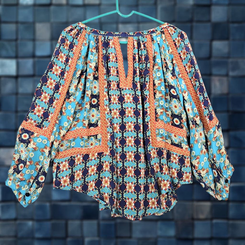 IOLANI Tolani Silk Blouse Women's Bohemian Peasant Floral V-neck Sz S Multicolor Long Sleeve Slim Fit Casual Pullover Dry Clean Only Size S / US 4 / IT 40 - 1 Thumbnail