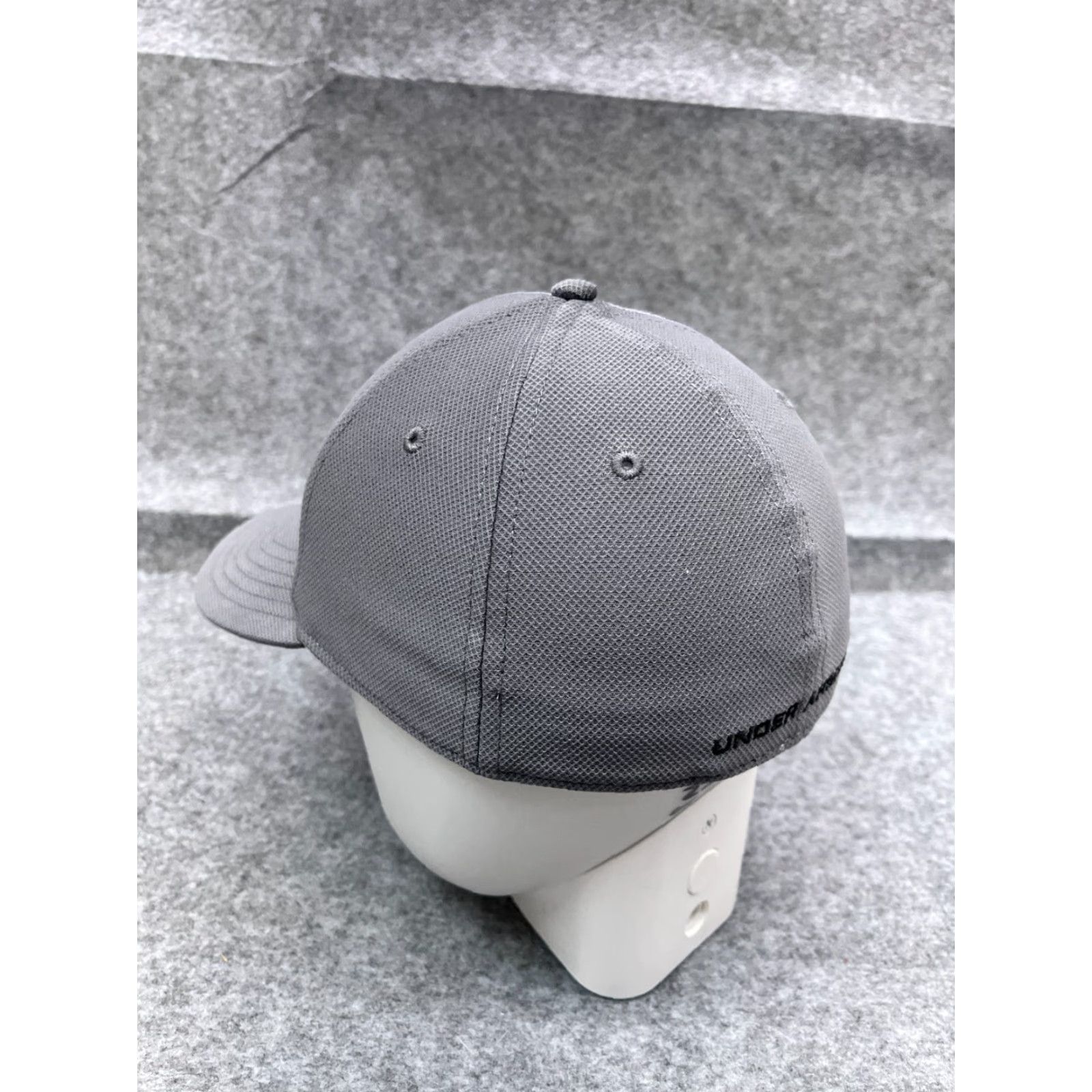Under Armour Under Armour Hat Cap Fitted Adult XL Gray 100% Polyester Classic Fit Baseball Cap Unisex Adults Size ONE SIZE - 5 Thumbnail