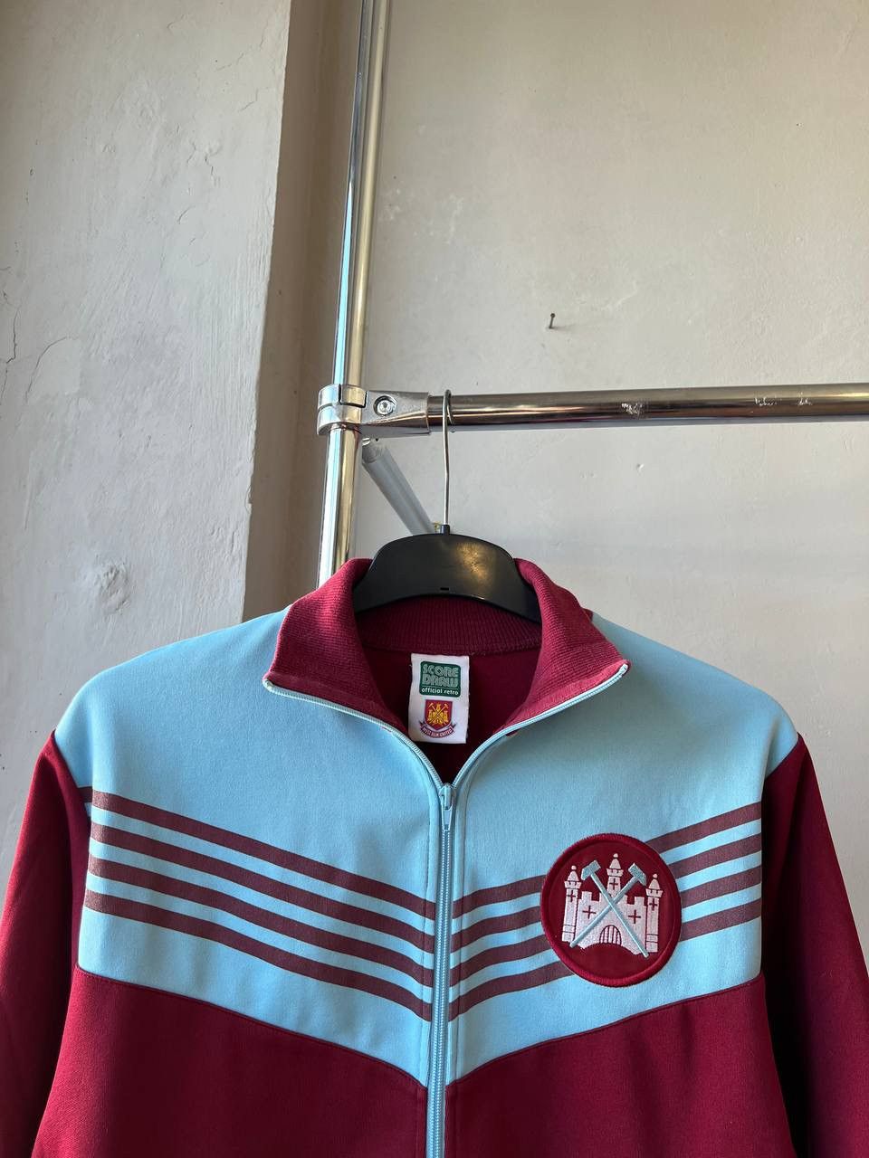 Vintage 1976/80 WEST HAM UNITED REMAKE SOCCER FOOTBALL JACKET SZ M Size US M / EU 48-50 / 2 - 3 Thumbnail