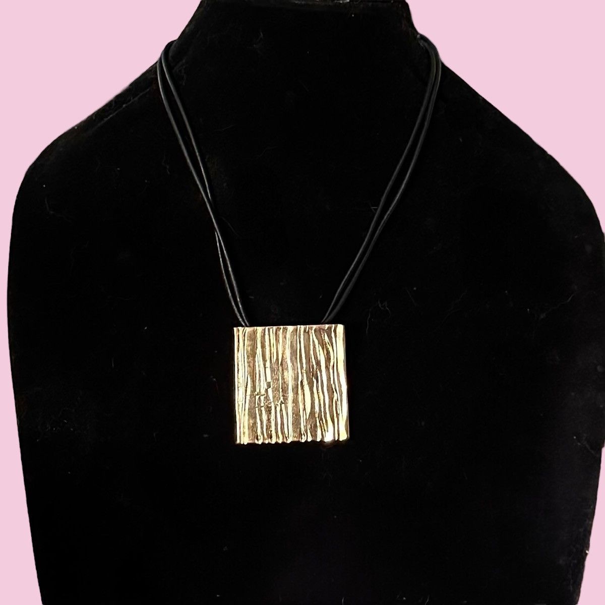 Vintage Vintage Athens Protasis gold square pendant cord necklace Size ONE SIZE - 1 Thumbnail
