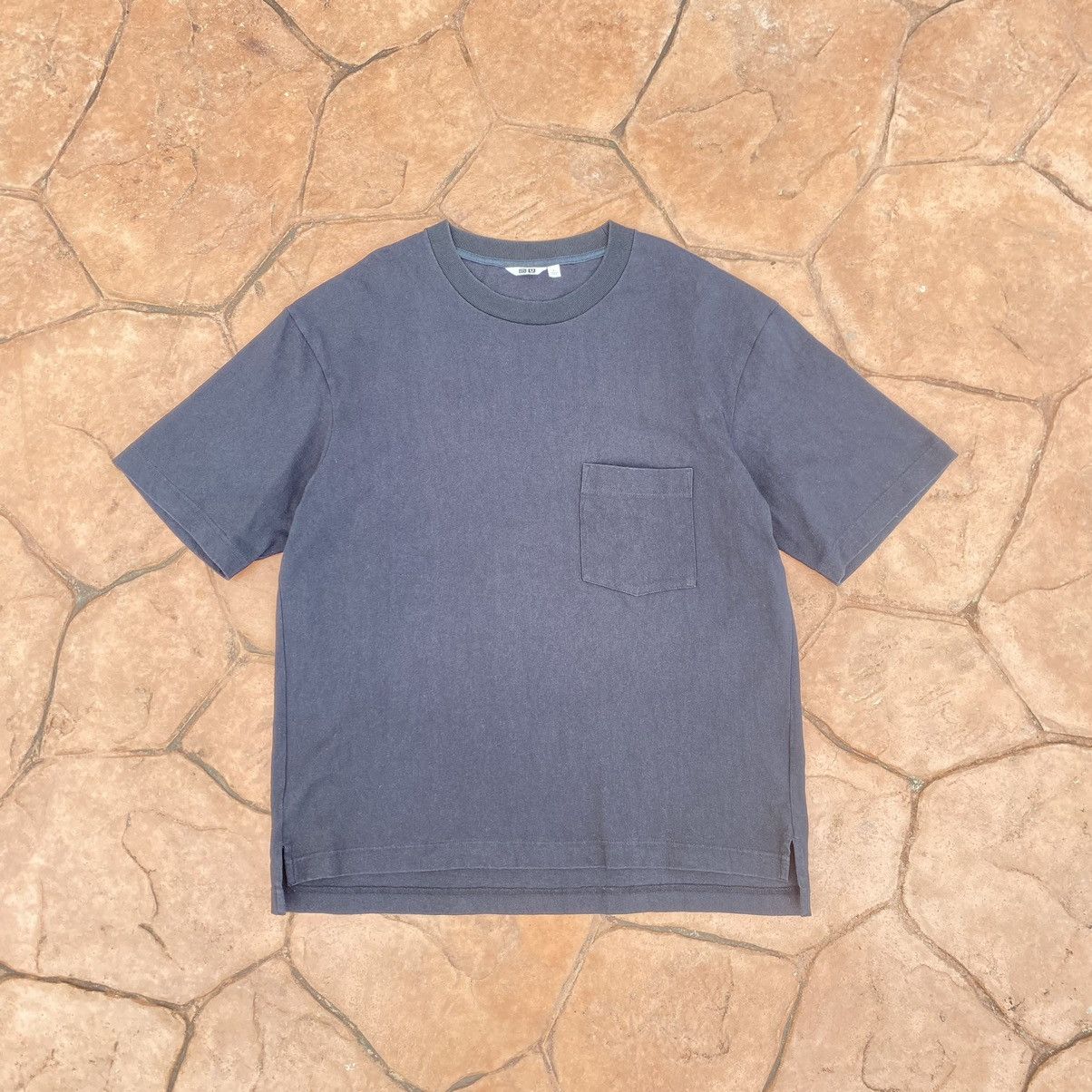 Lemaire × Uniqlo Thrashed Faded Lemaire x Uniqlo ERD GRUNGE GHOST POCKET TEE Size US L / EU 52-54 / 3 - 1 Thumbnail