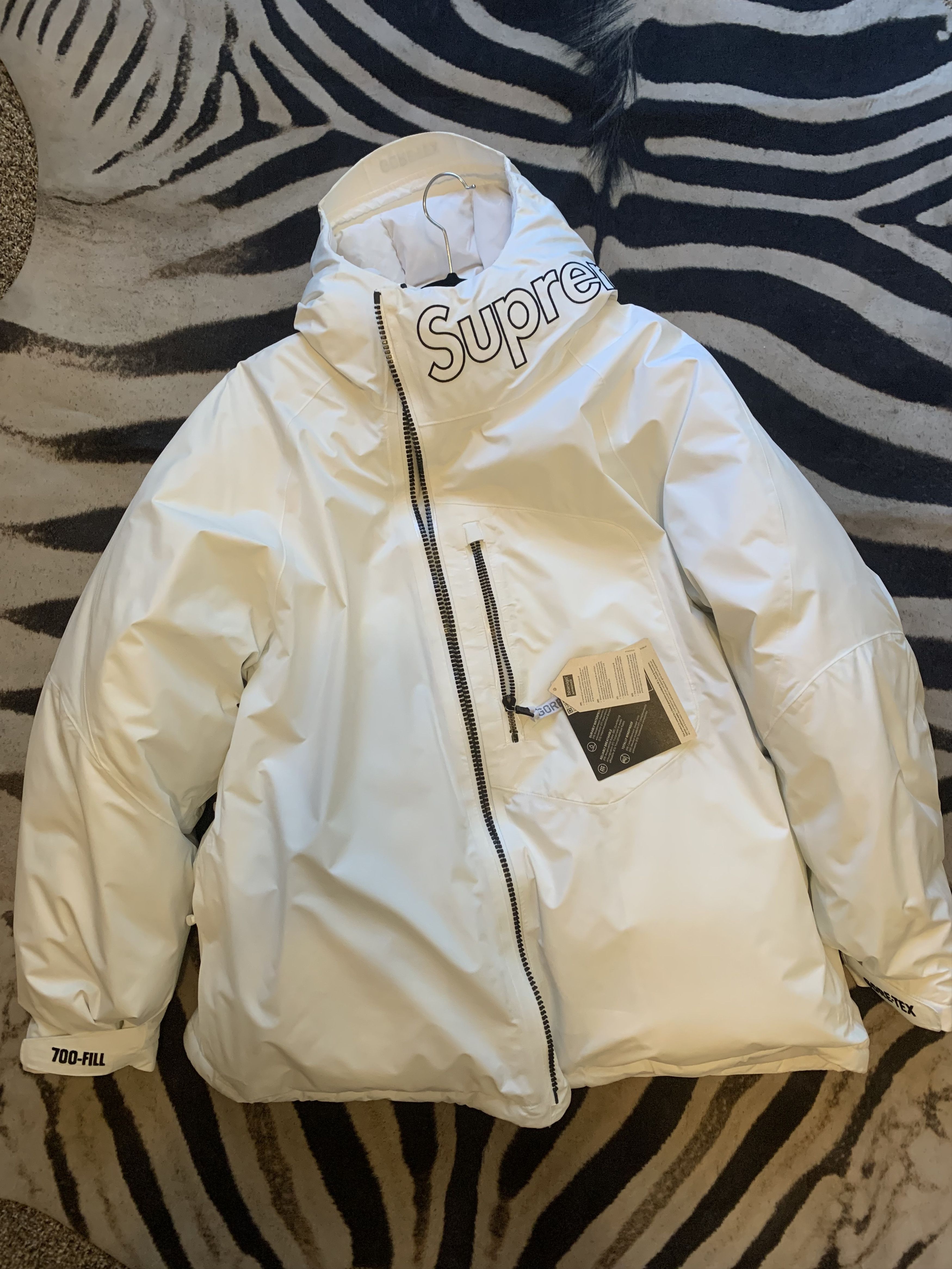 Supreme Supreme GORE-TEX 700 fill Parka Size US L / EU 52-54 / 3 - 1 Thumbnail