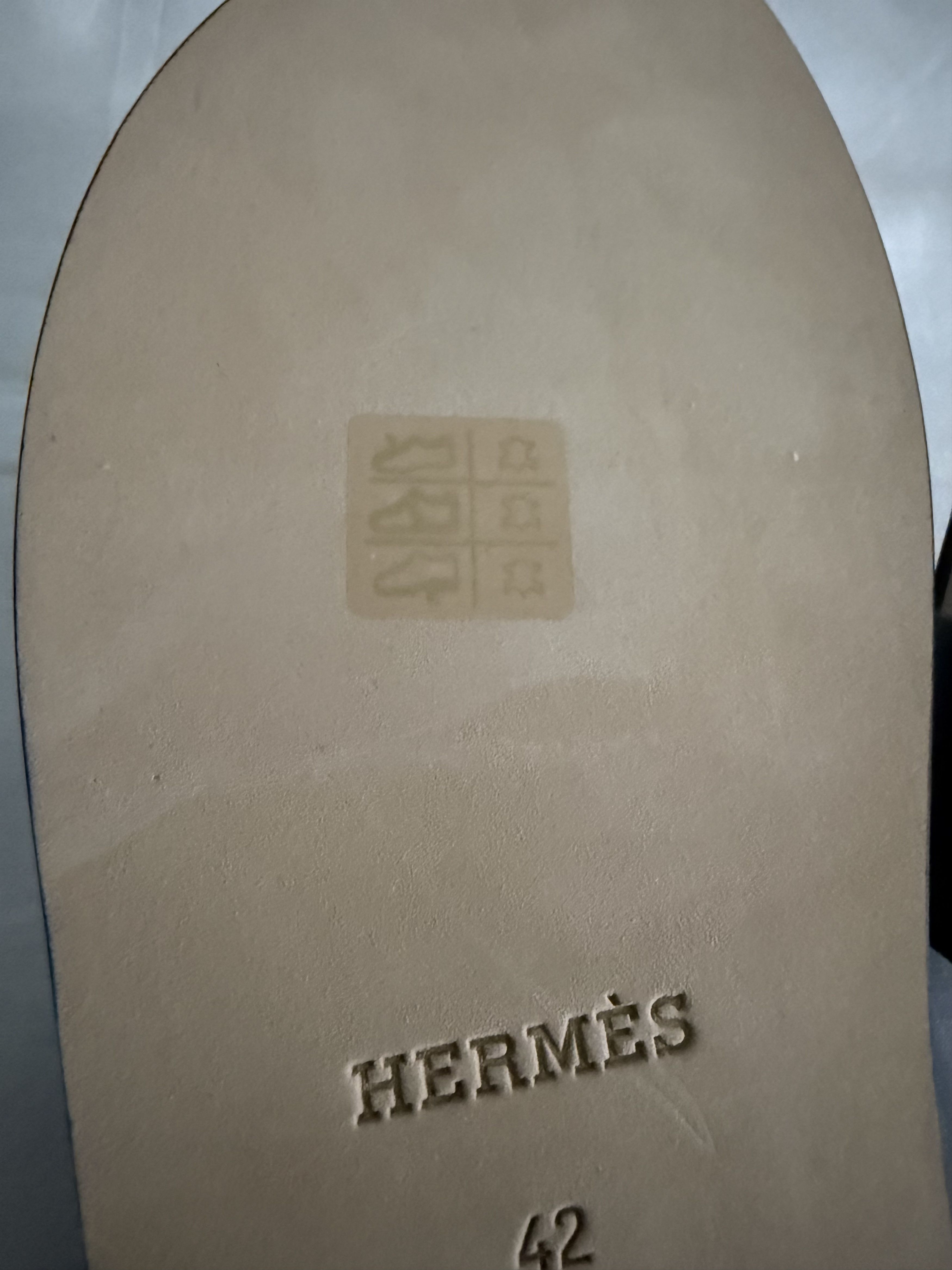 Hermes Hermes Izmir Black Calfskin Sandals Size US 9 / EU 42 - 15 Thumbnail
