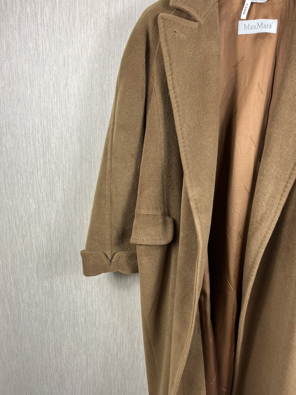 Max Mara Max Mara wool cashmere long coat luxury teddy bear old money Size M / US 6-8 / IT 42-44 - 18 Thumbnail