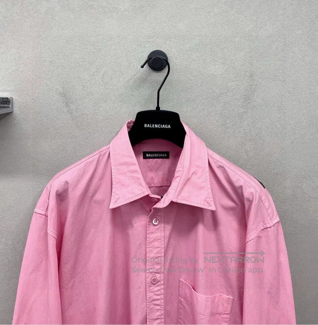 Balenciaga Balenciaga Pink Back Letter Shirt. Size US S / EU 44-46 / 1 - 4 Thumbnail