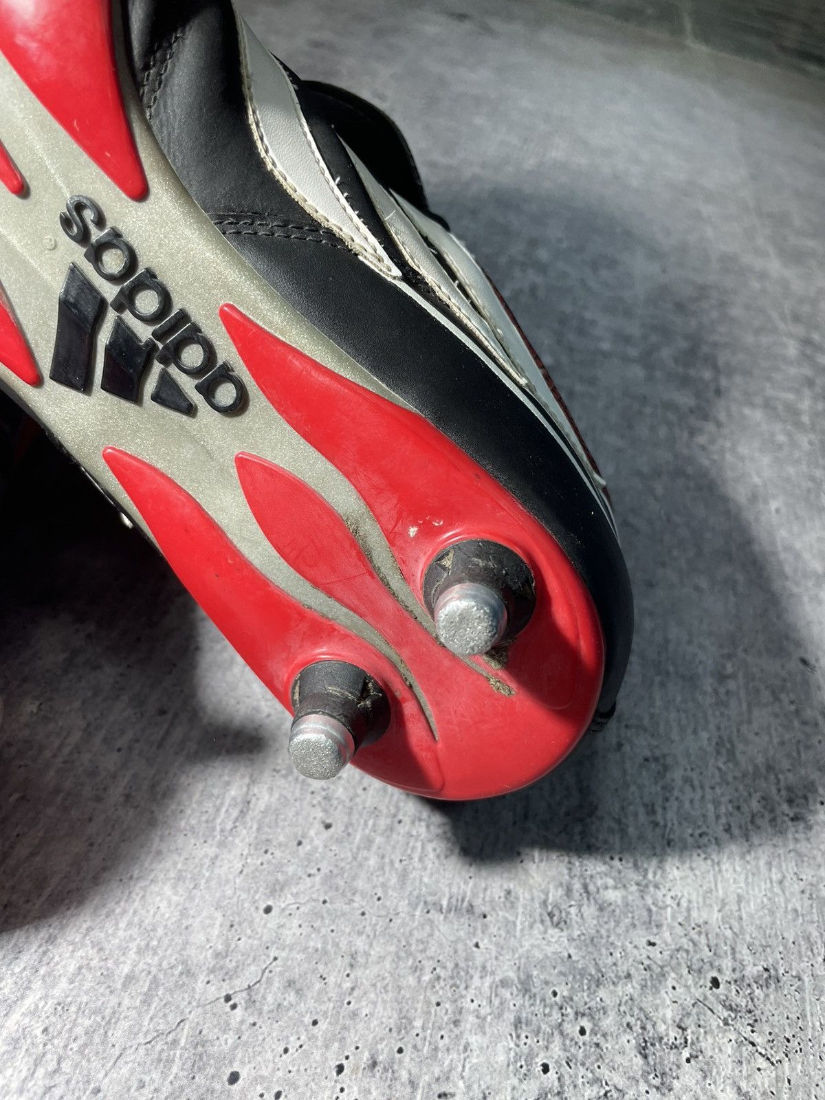 Vintage Vintage Boots Adidas Predator TRX 2001 Size US 7 / EU 40 - 13 Thumbnail