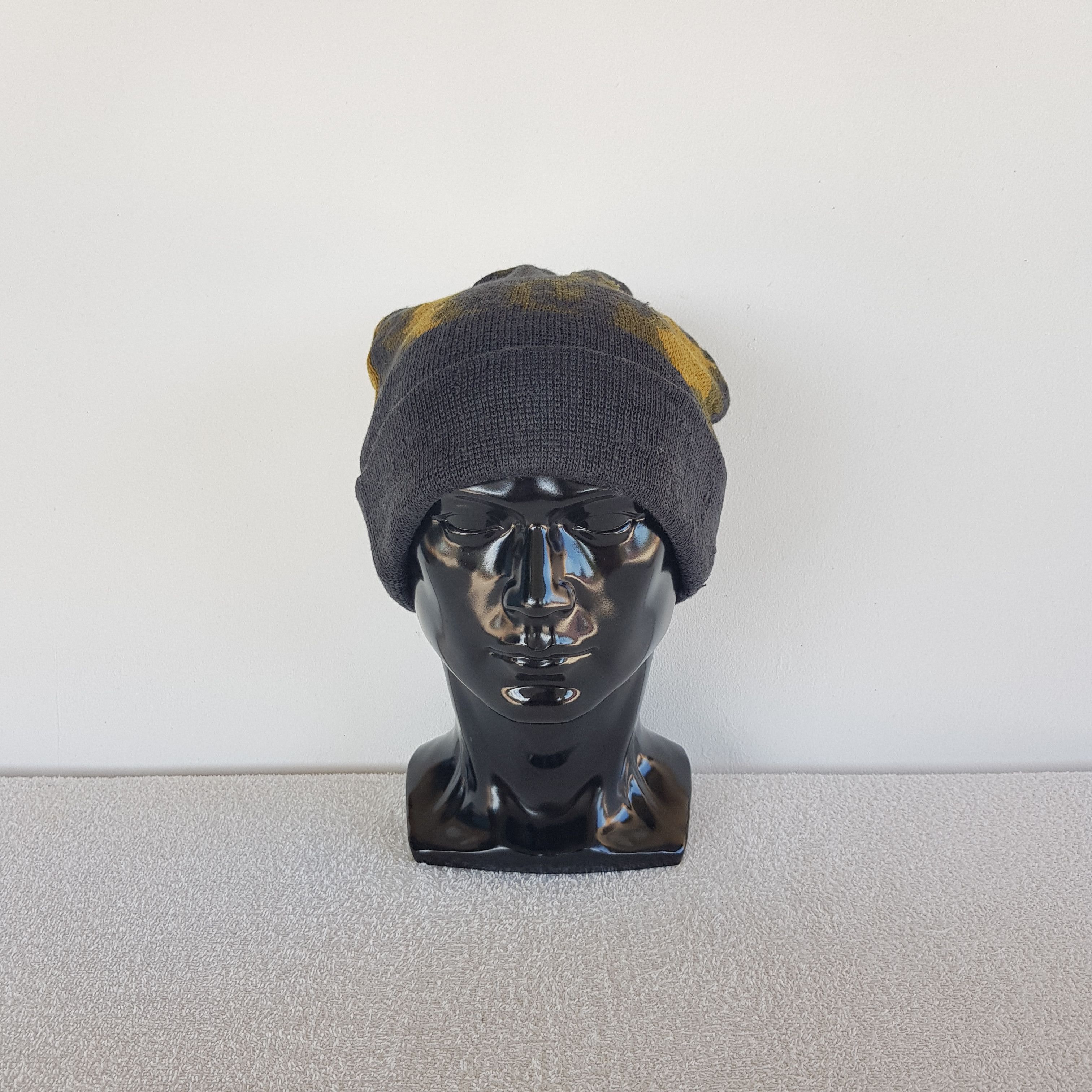 Vintage Vintage Artwork Japanese Beanie Isle Ribbed Snow Caps Hats. Size ONE SIZE - 2 Thumbnail