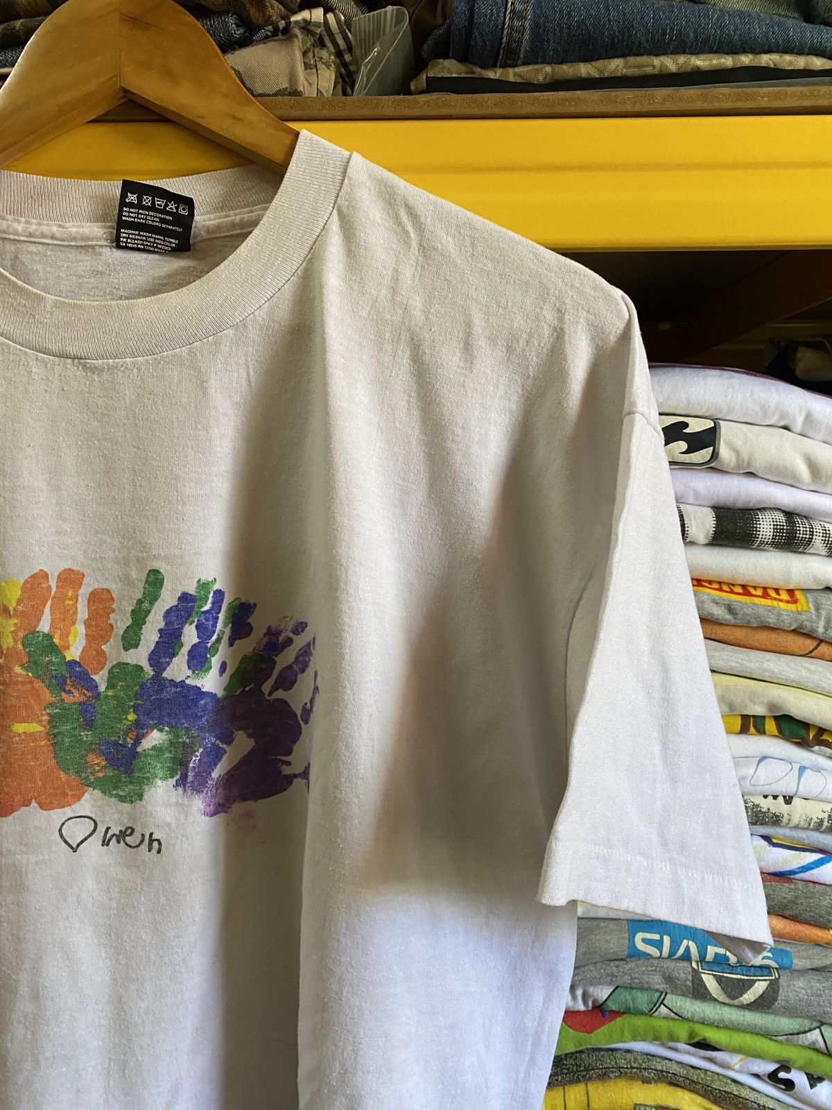 Vintage Vintage 90s ARTWORK cool finger palm paint water colour USA Size US XL / EU 56 / 4 - 3 Thumbnail