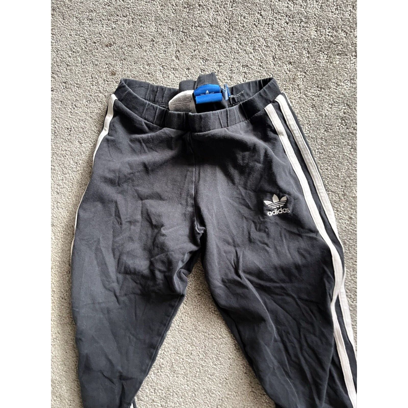 Adidas ADIDAS Leggings Workout Pants Women's XS Black Distressed 3-Stripes Skinny Inseam 28.5" Cotton Blend Sport Athletic Womens XS Black/White 90s? Size 26" / US 2 / IT 38 - 2 Thumbnail