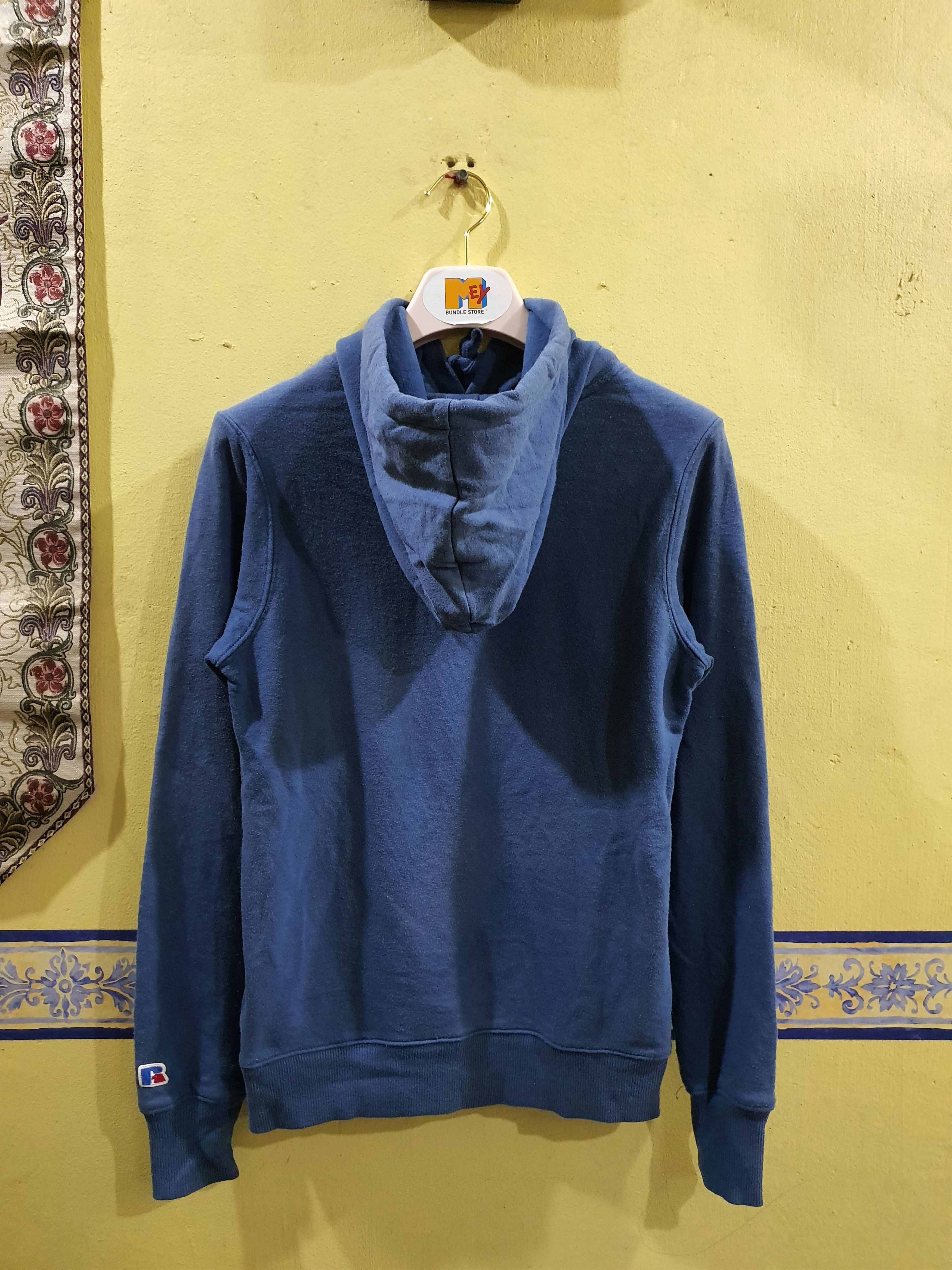 Russell Athletic vtg Russell Athletic hoodie, 1990s and made in the USA Size US S / EU 44-46 / 1 - 2 Thumbnail