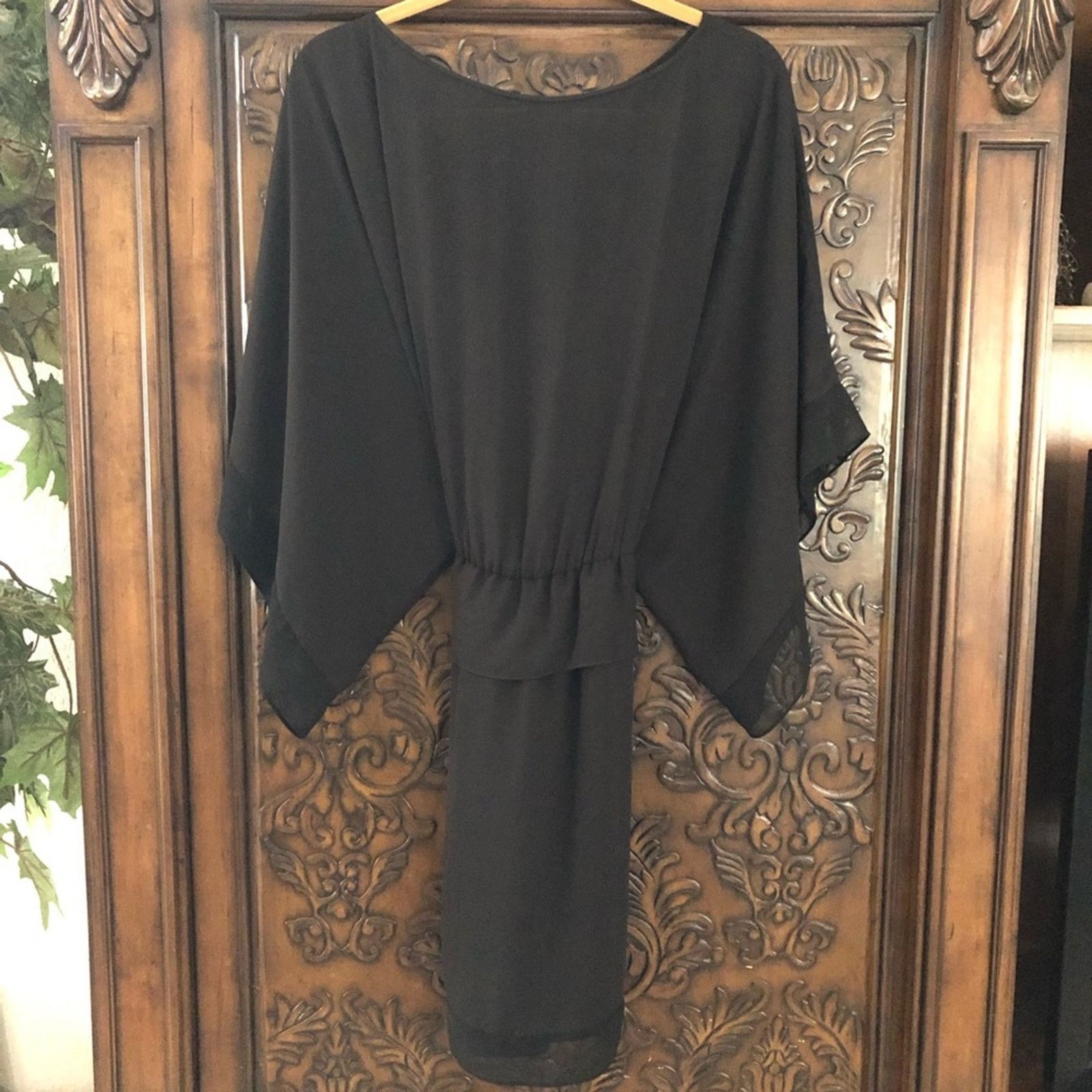 Bcbgmaxazria BCBG black double layer wide sleeve tie waist dress L Size L / US 10 / IT 46 - 3 Thumbnail