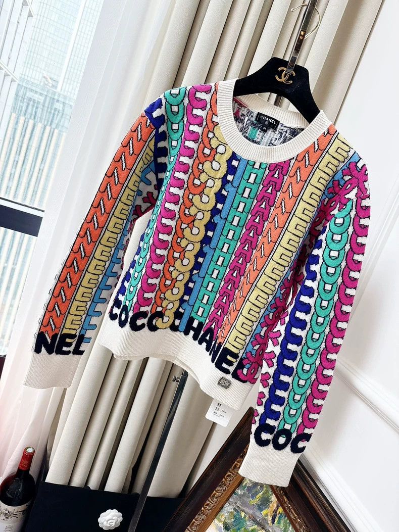 Chanel Chanel 21K rainbow letter pattern diamond buckle logo knit Size XXS / US 00 / IT 34 - 1 Thumbnail