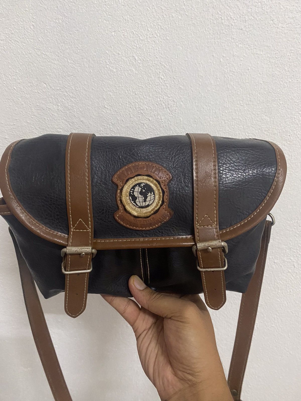 Issey Miyake × Japanese Brand NAF-NAF SLING BAGS LEATHER Size ONE SIZE - 3 Thumbnail