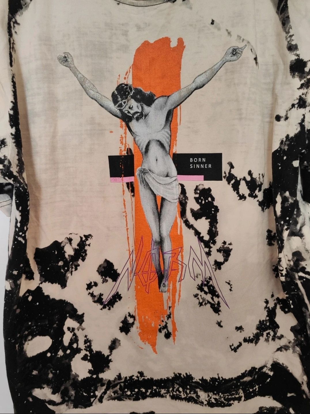 Band Tees × Japanese Brand Rare “Born Sinner” Bleach Washed Graphic Tee (Jesus Design) Size US L / EU 52-54 / 3 - 2 Thumbnail