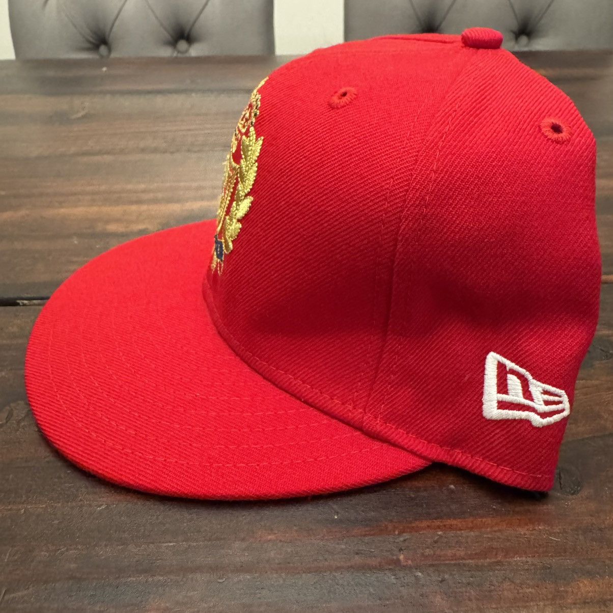 Supreme Vintage Supreme New Era Crest Fitted Hat Size ONE SIZE - 4 Thumbnail