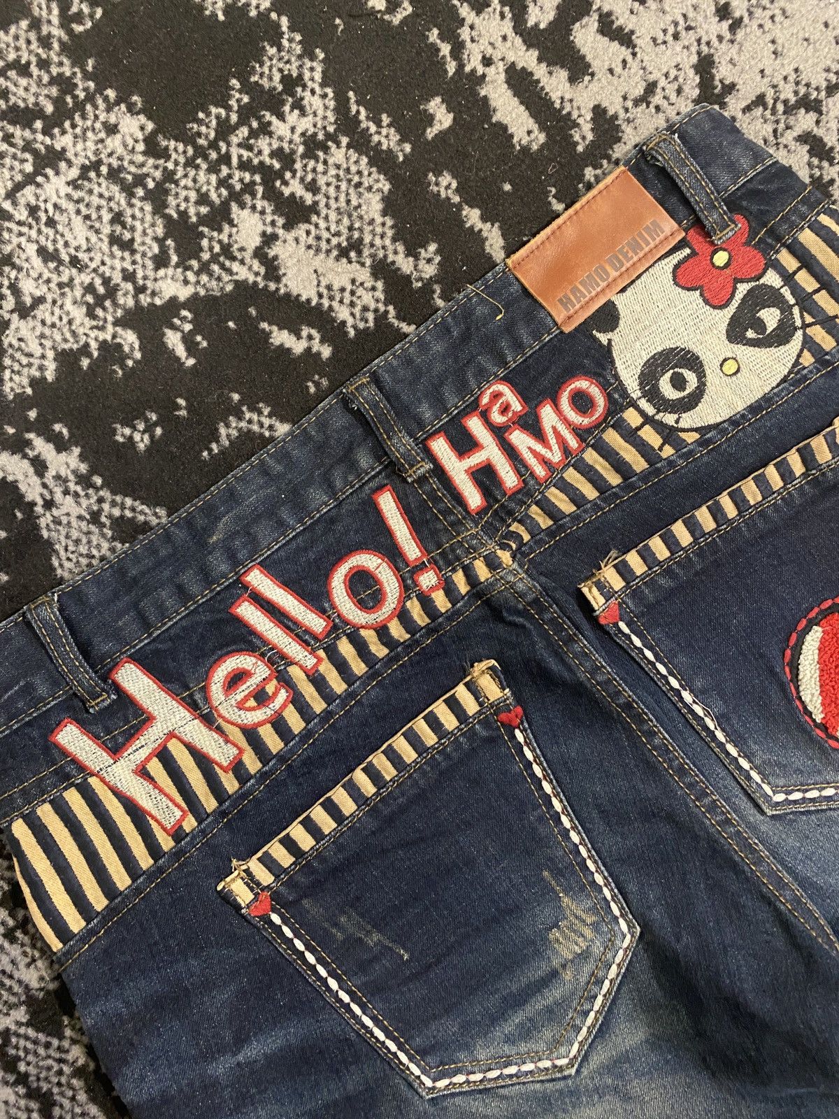 Japanese Brand Hysteric Glamour Patchwork Washed Denim Hello Kitty Size US 33 - 10 Thumbnail