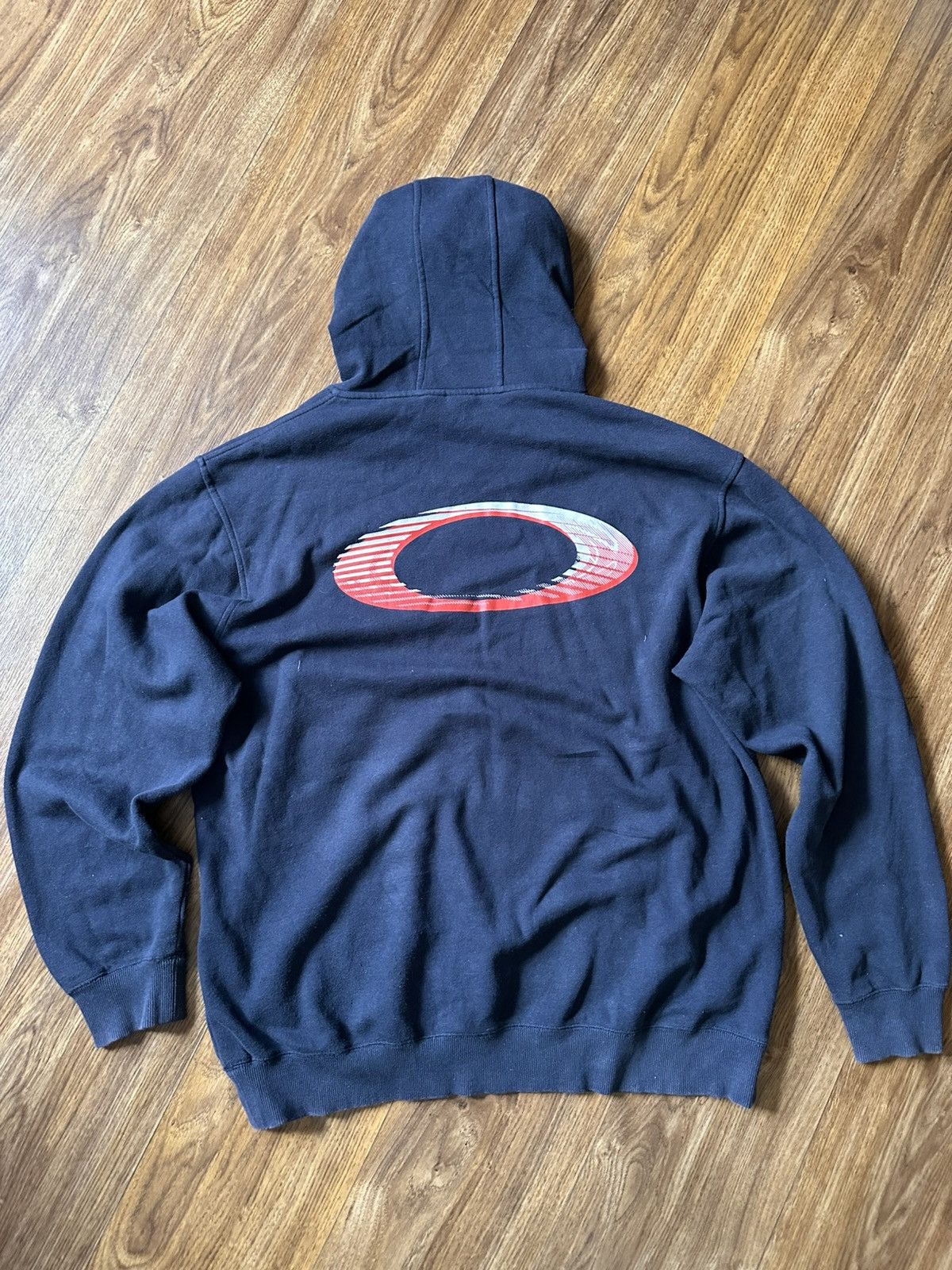 Oakley × Vintage Vintage Oakley Hoodie Big Logo Baggy Y2K Japanese 90s Size US XL / EU 56 / 4 - 3 Thumbnail