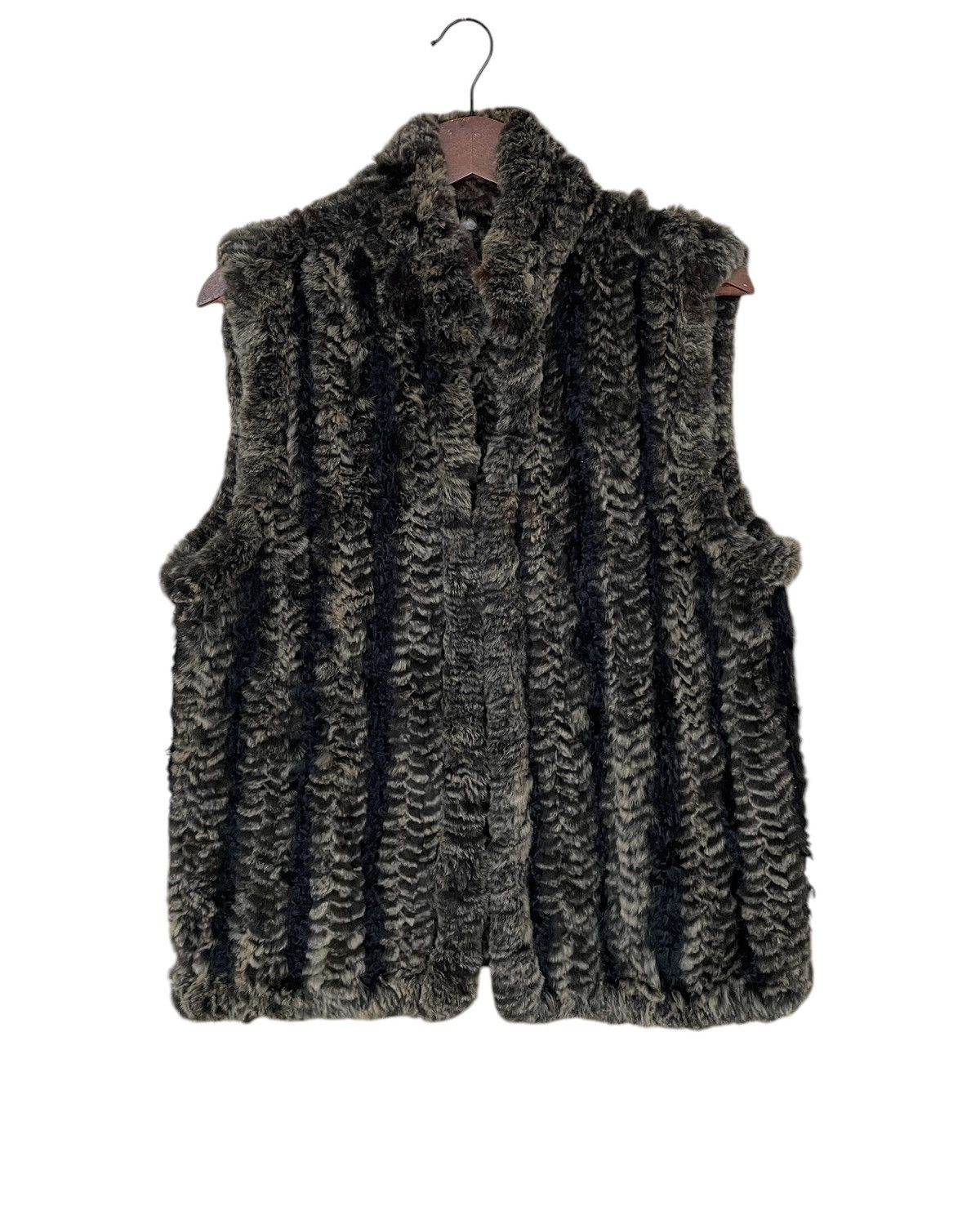 Japanese Brand Vintage Japanese Brand Fur Vest 2000s Size US M / EU 48-50 / 2 - 1 Thumbnail