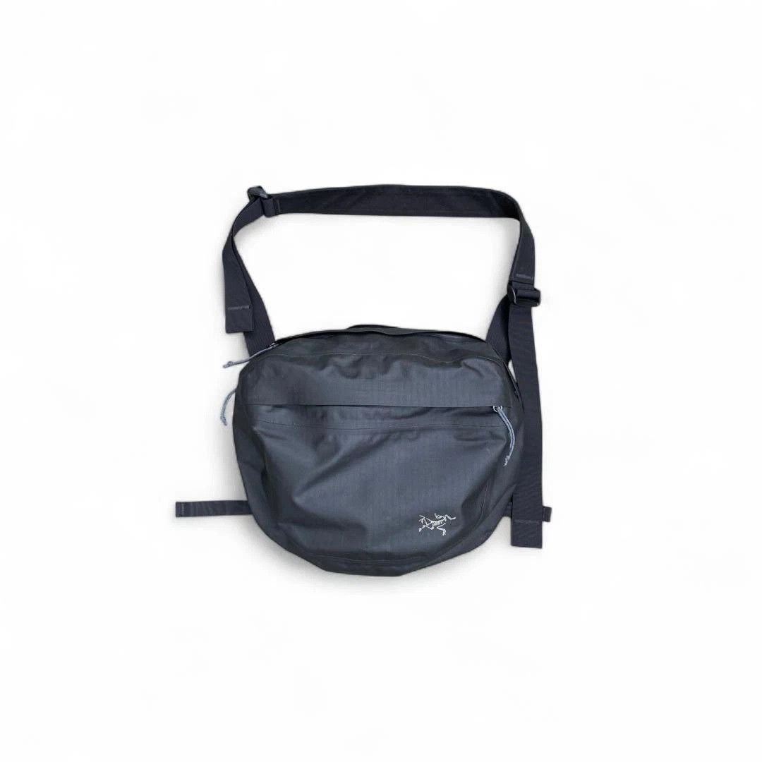 Arc'teryx Lunara 17 Nylon Shoulder Bag Messenger Black Waterproof Size ONE SIZE - 1 Thumbnail