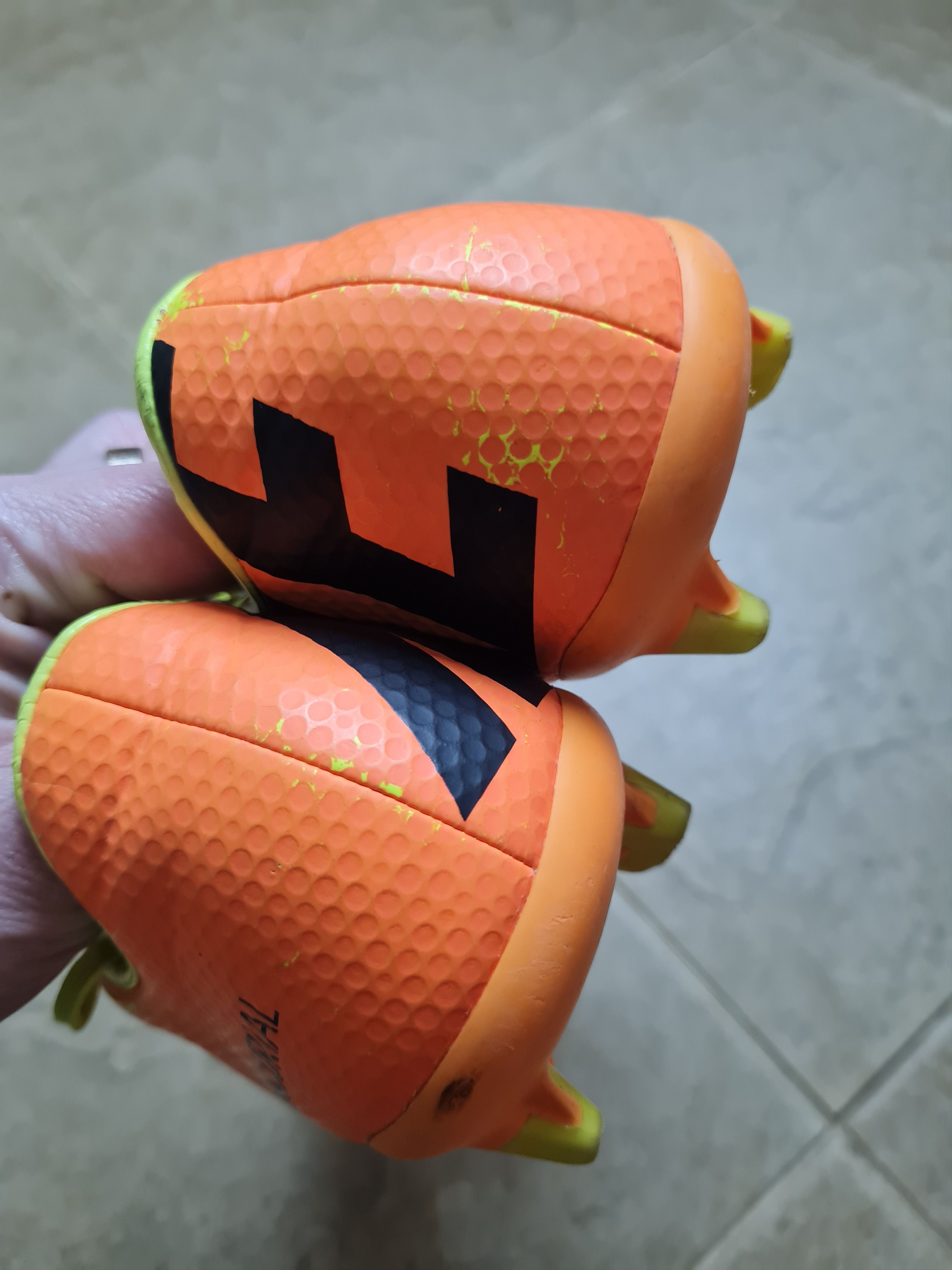 Nike Nike Mercurial Victory IV FG Football Size 7.5 Uk 55447-708 Size US 8.5 / EU 41-42 - 10 Thumbnail