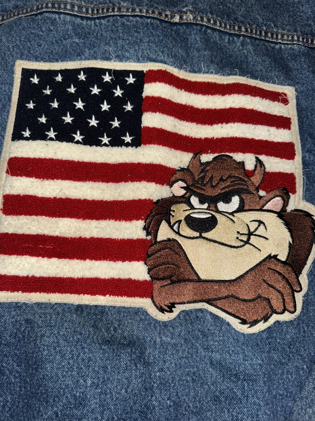 Warner Bros Vintage Warner Brothers Tasmanian Devil Embroidered Jacket Size US XL / EU 56 / 4 - 7 Thumbnail